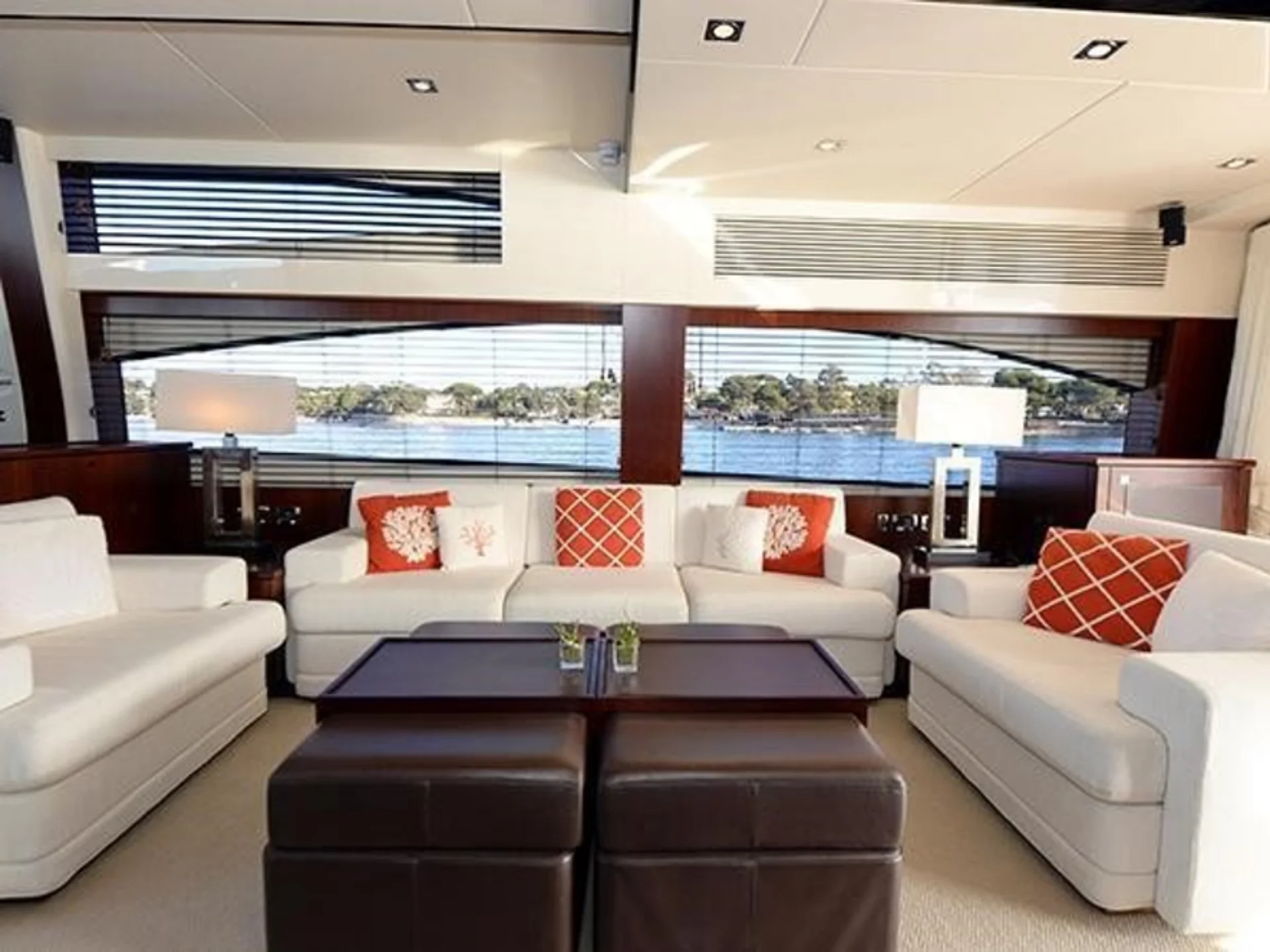 ARIYAS | Sunseeker Predator 84 - Sunseeker
