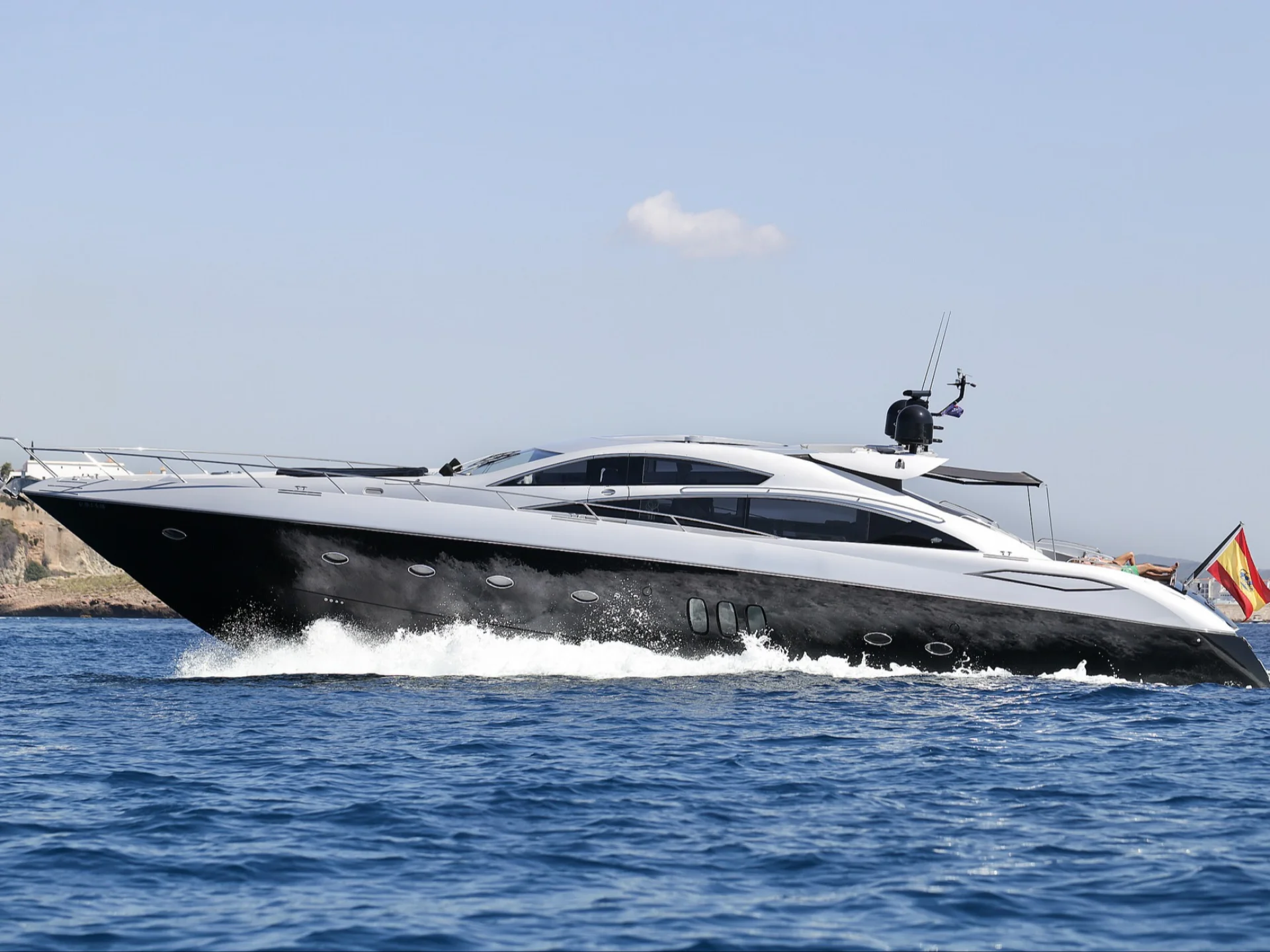GEORGIA | Sunseeker Predator 82