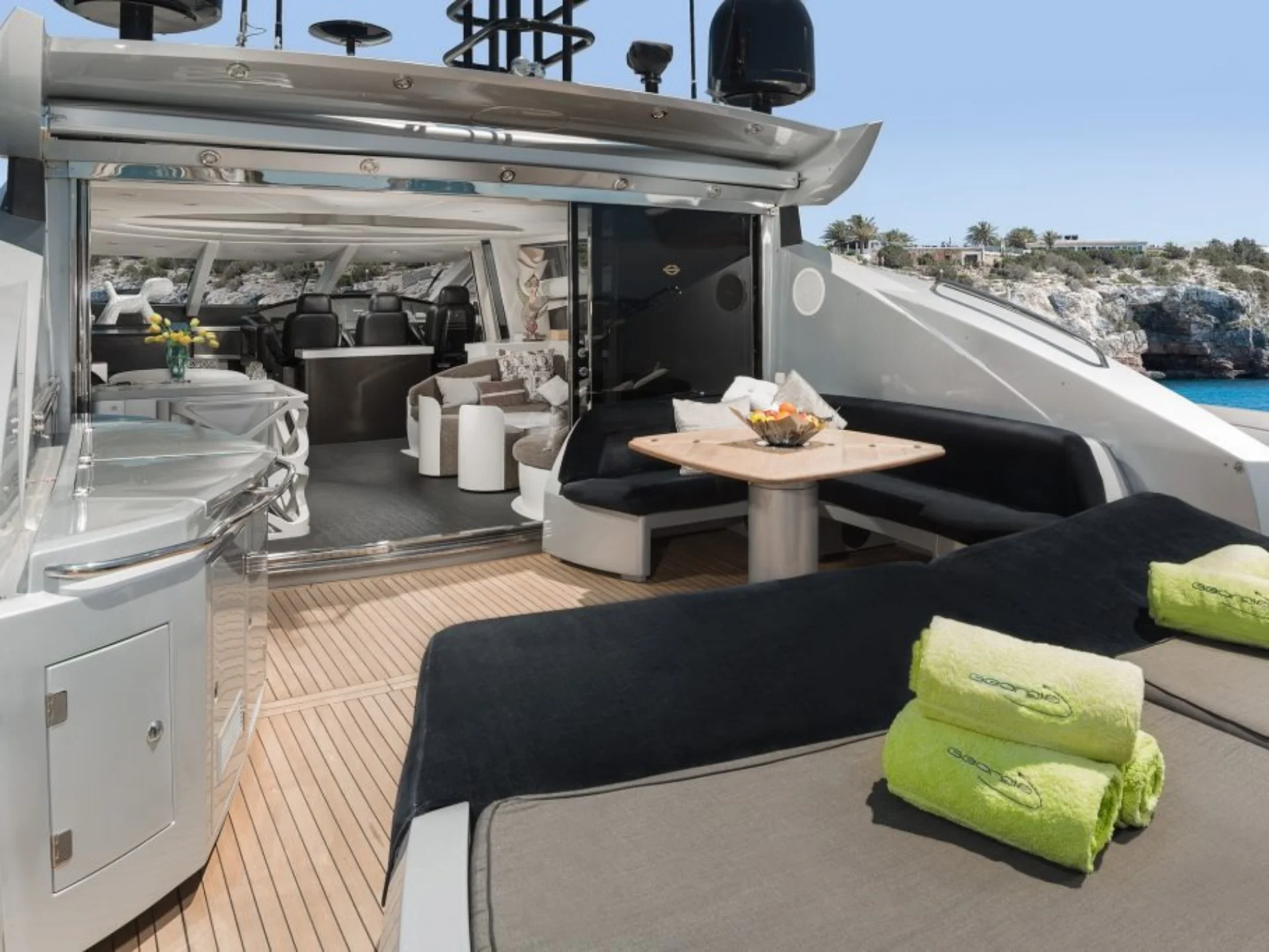 GEORGIA | Sunseeker Predator 82 - Sunseeker