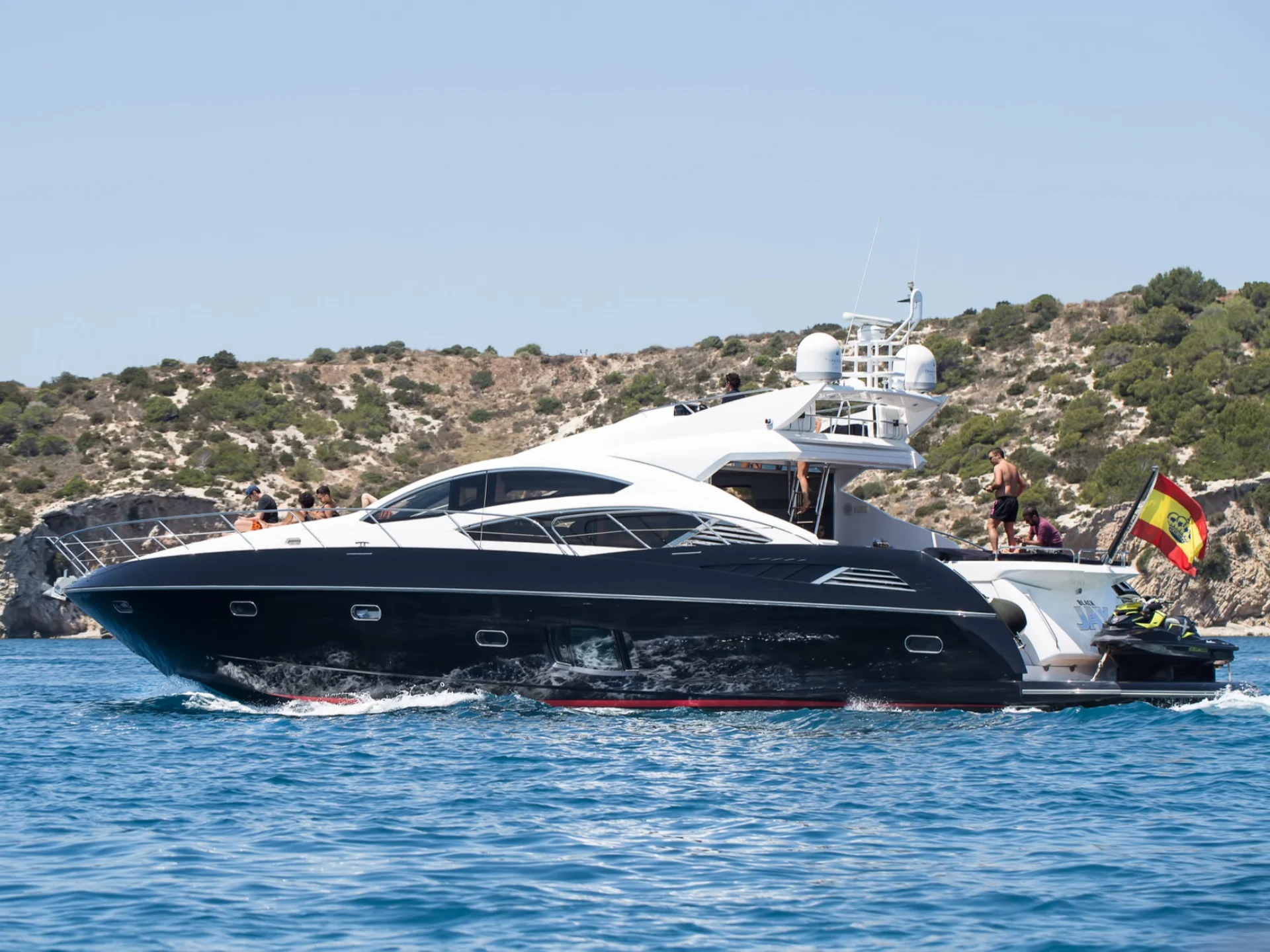 BLACK JAX | Sunseeker Predator 74