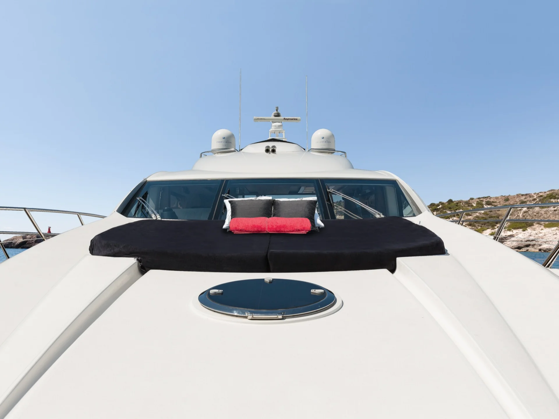 BLACK JAX | Sunseeker Predator 74 - Sunseeker