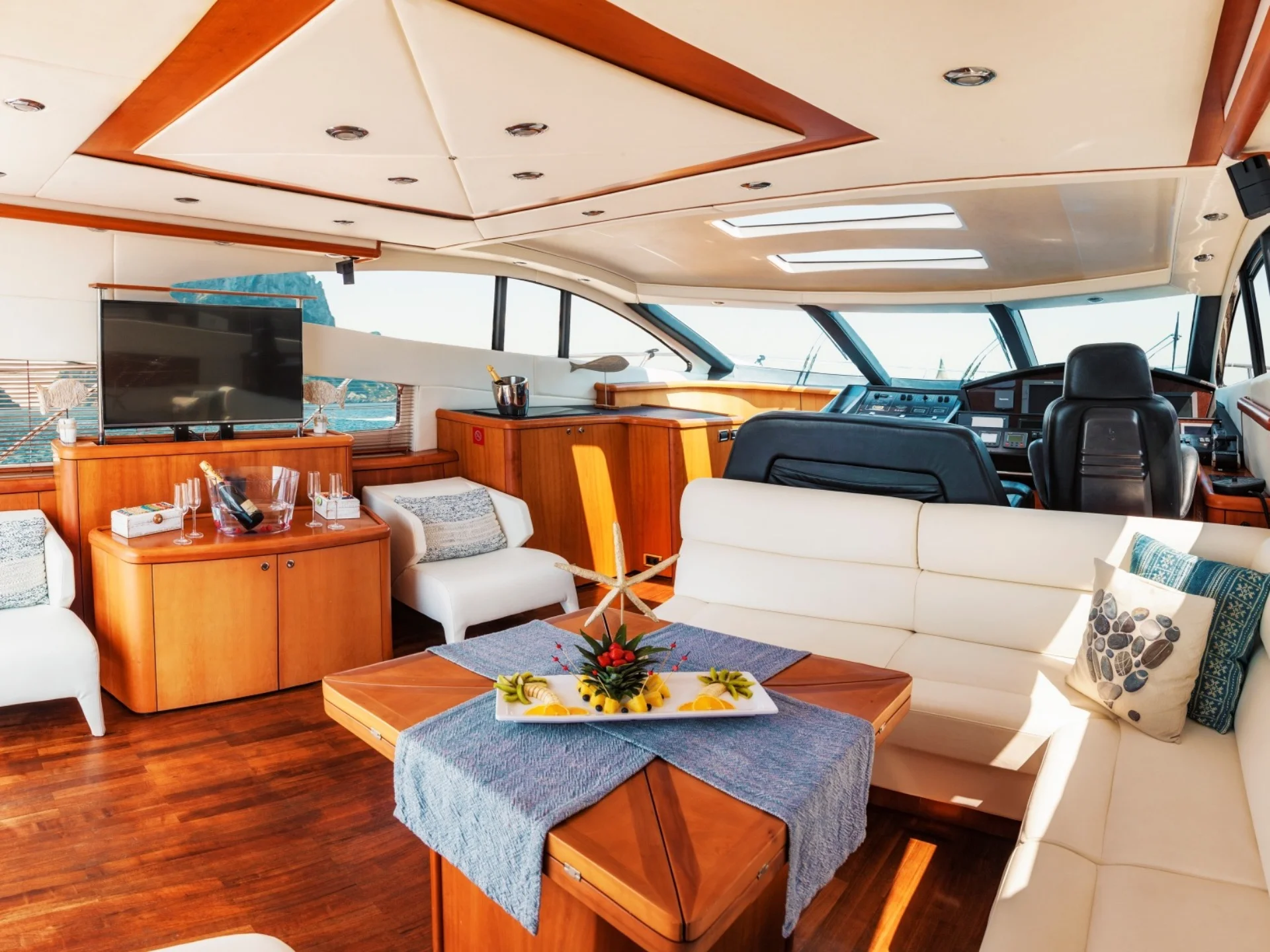 N9 | Sunseeker Predator 72 - Sunseeker