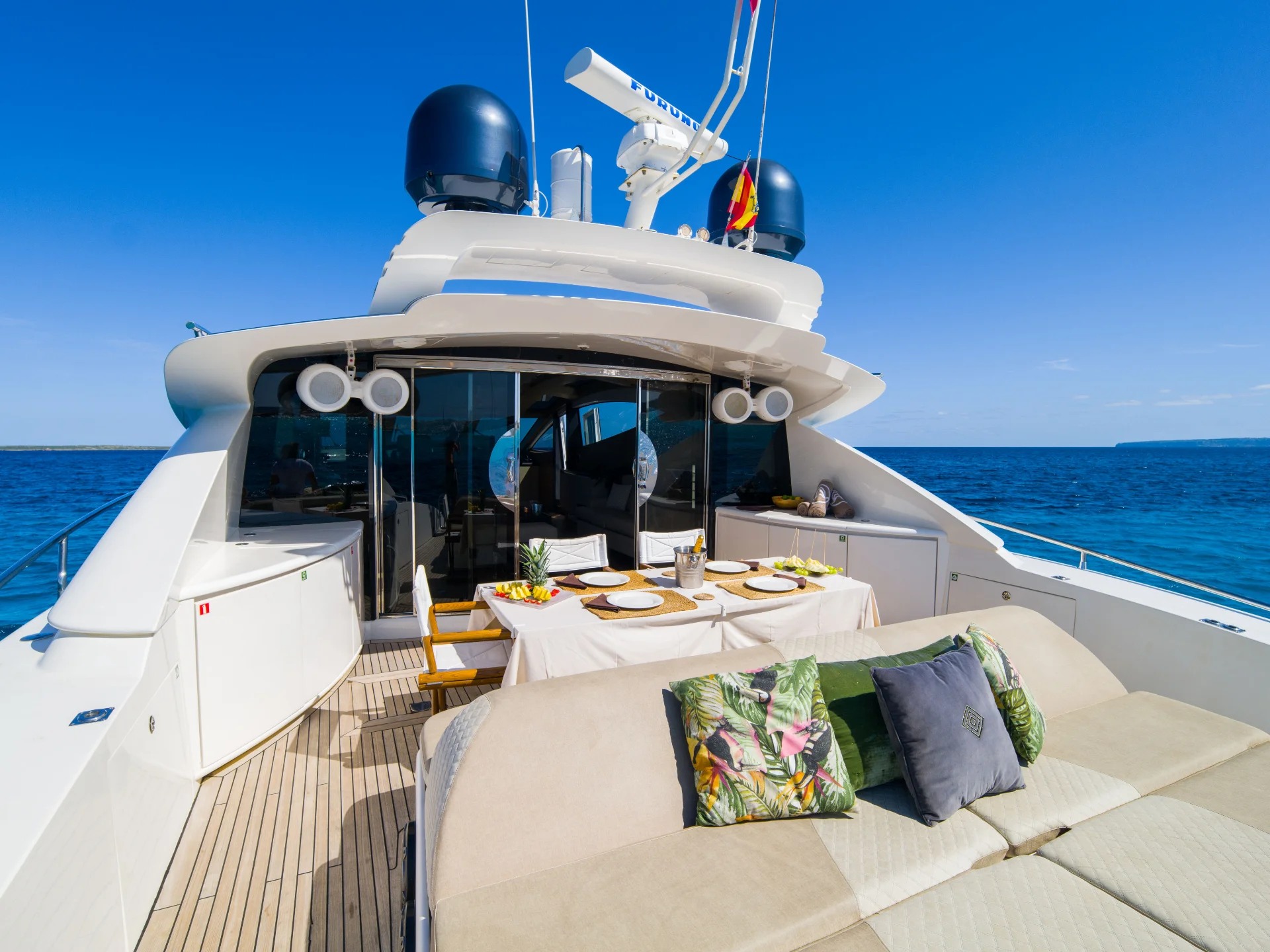 FUNKY TOWN | Canados 90 - Canados