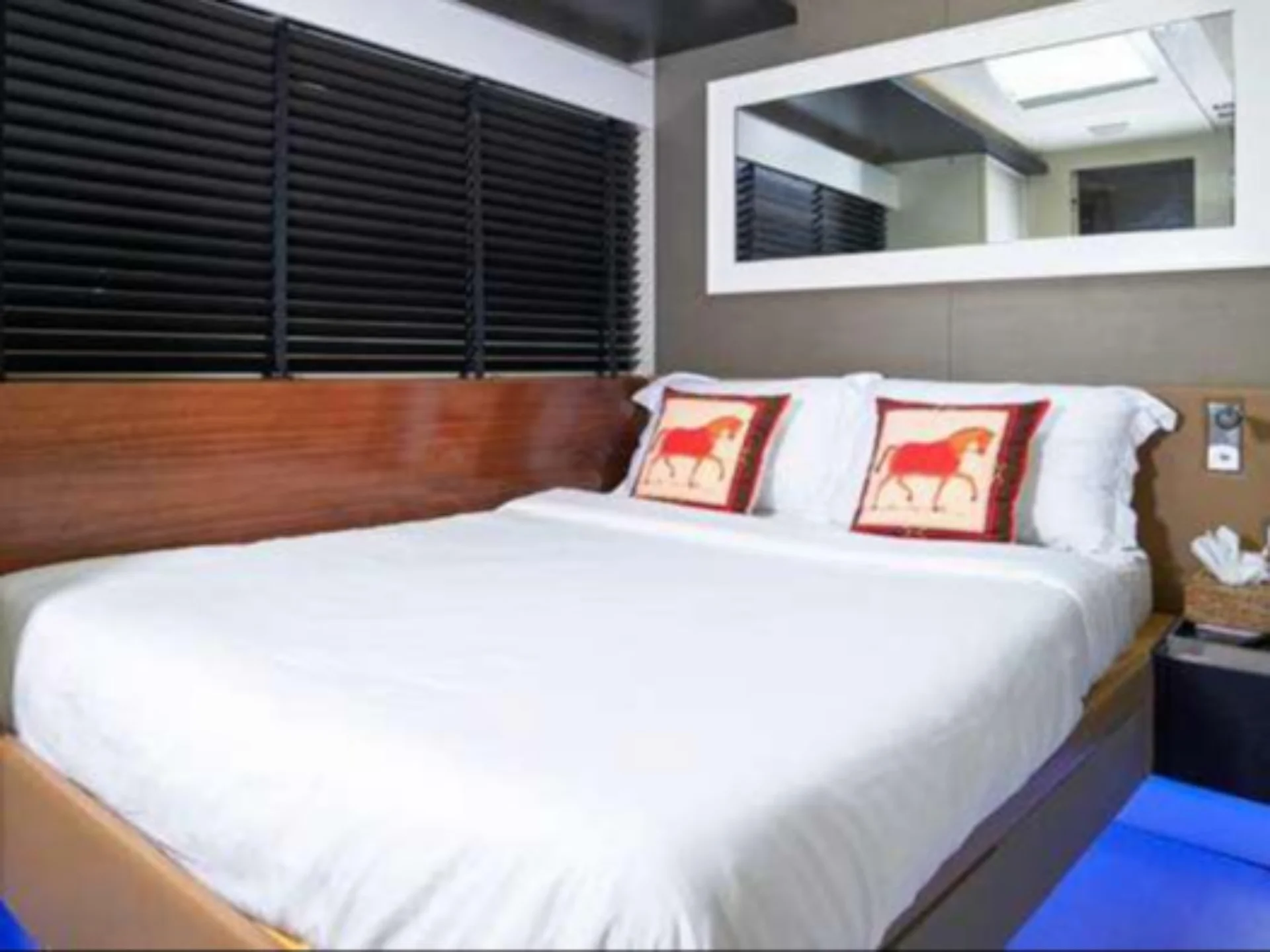 FUNKY TOWN | Canados 90 - Canados