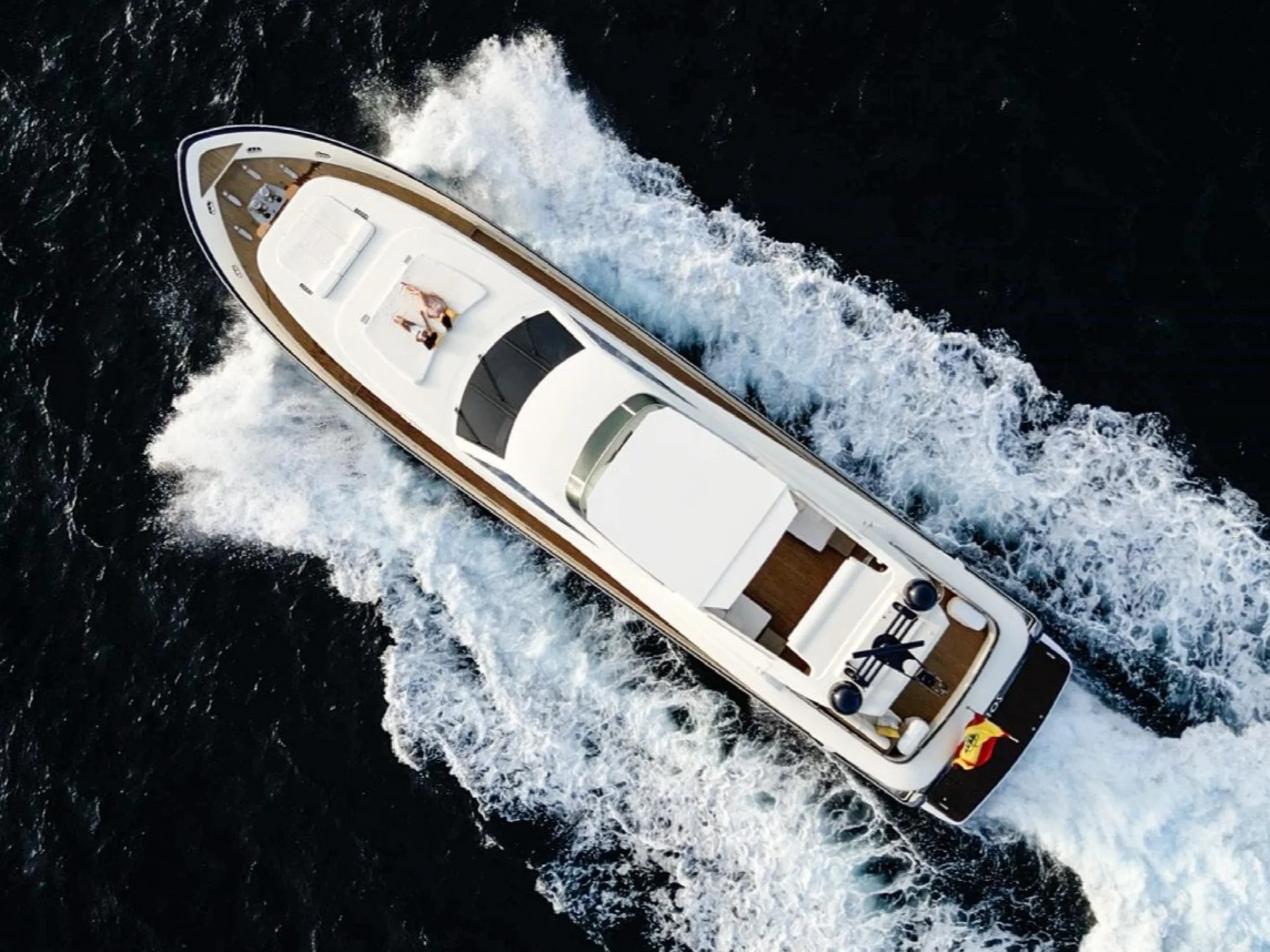 KIRIOS | Astondoa GLX 102 - Astondoa