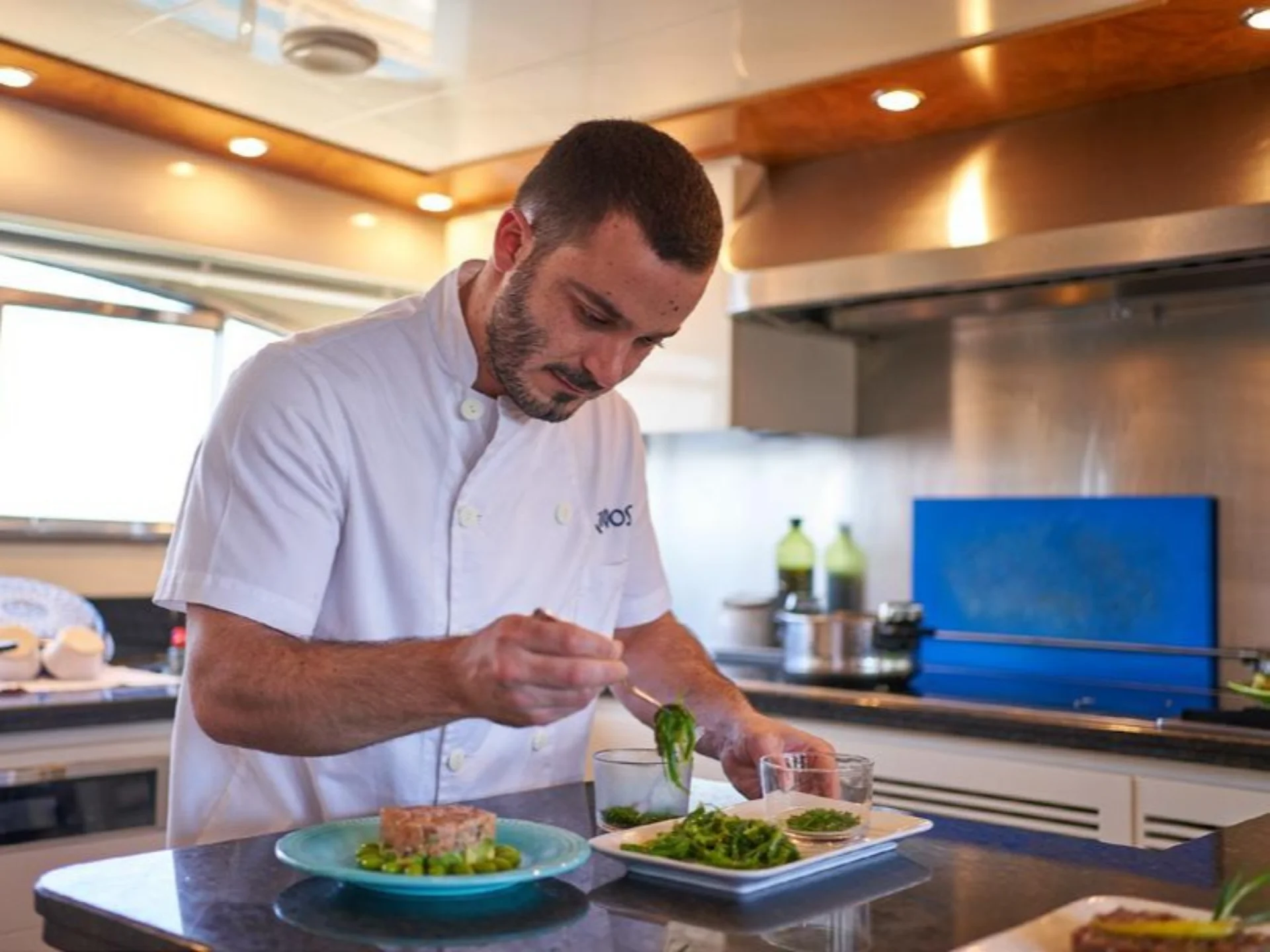 KIRIOS | Astondoa GLX 102 - Astondoa