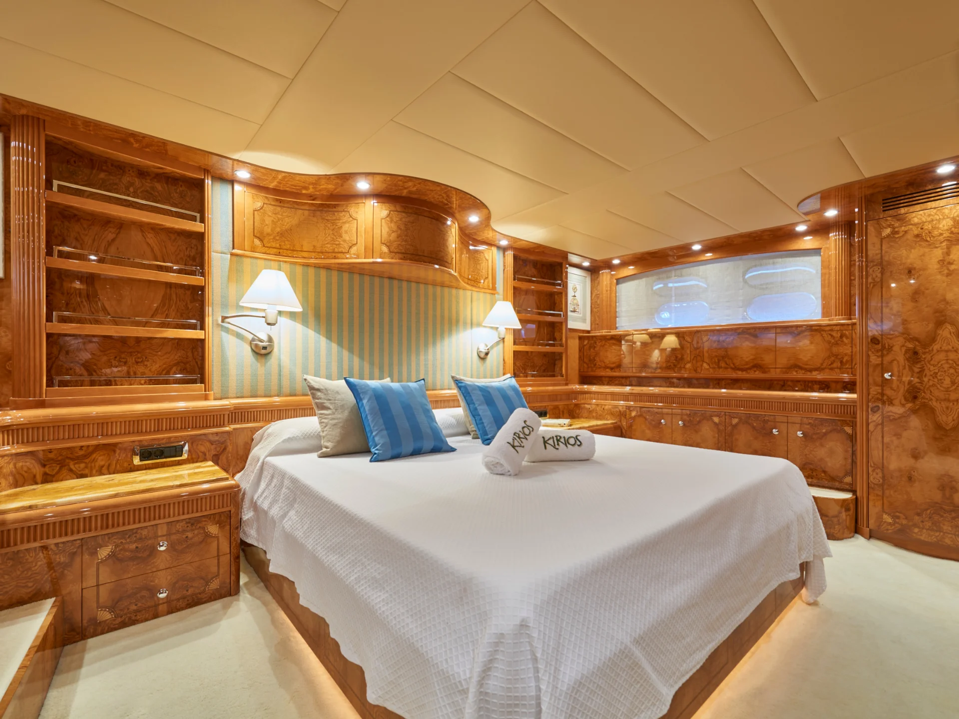 KIRIOS | Astondoa GLX 102 - Astondoa