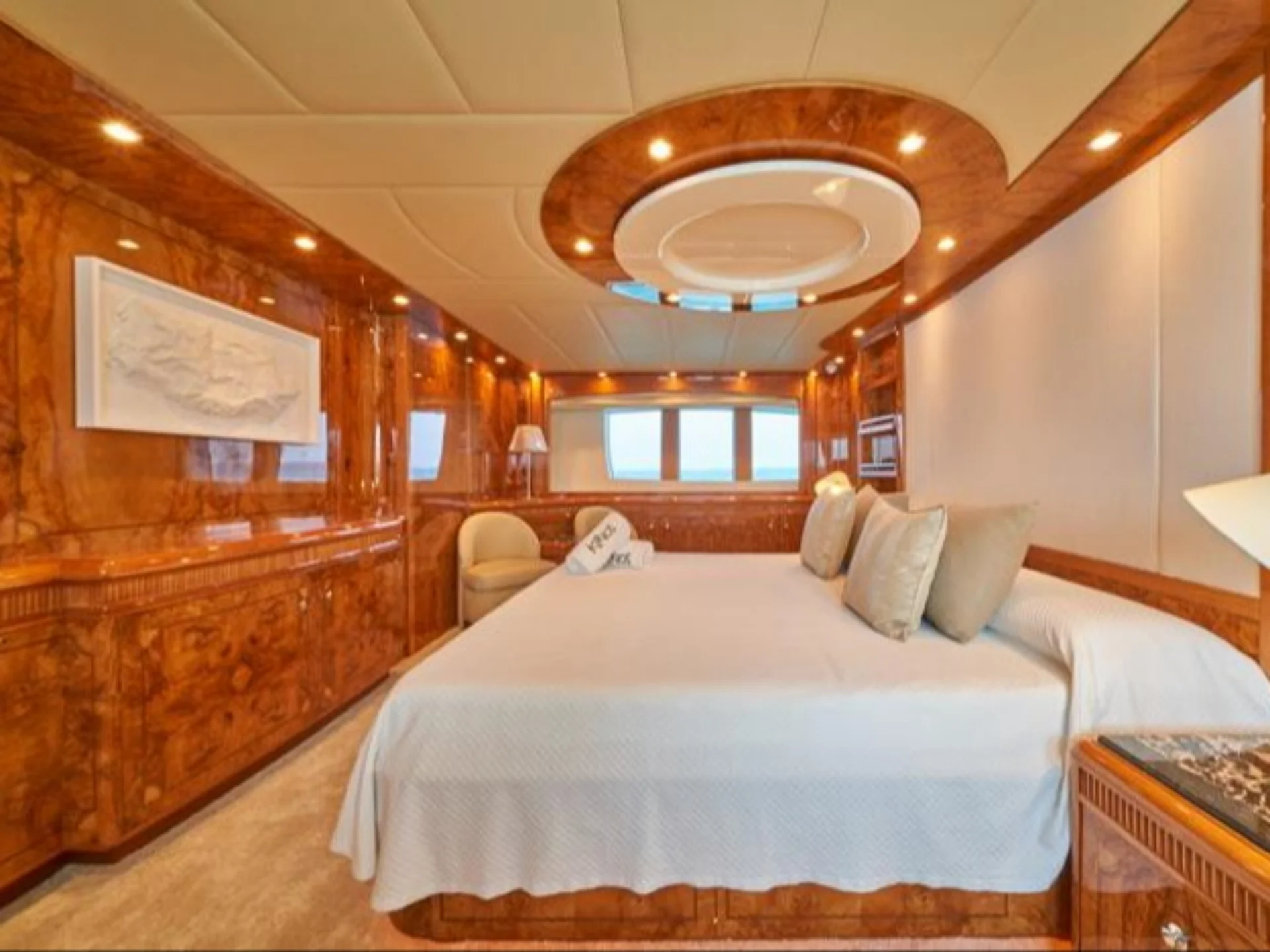 KIRIOS | Astondoa GLX 102 - Astondoa