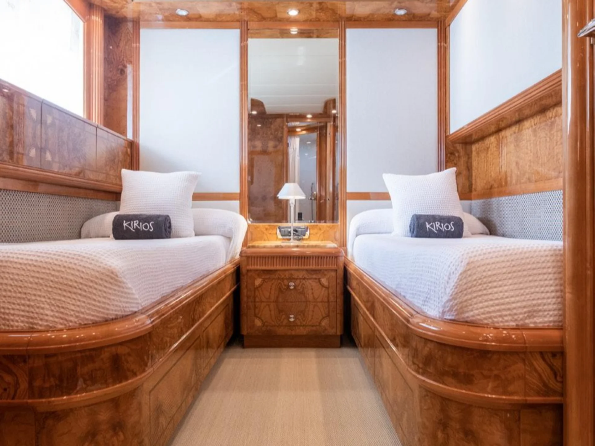 KIRIOS | Astondoa GLX 102 - Astondoa