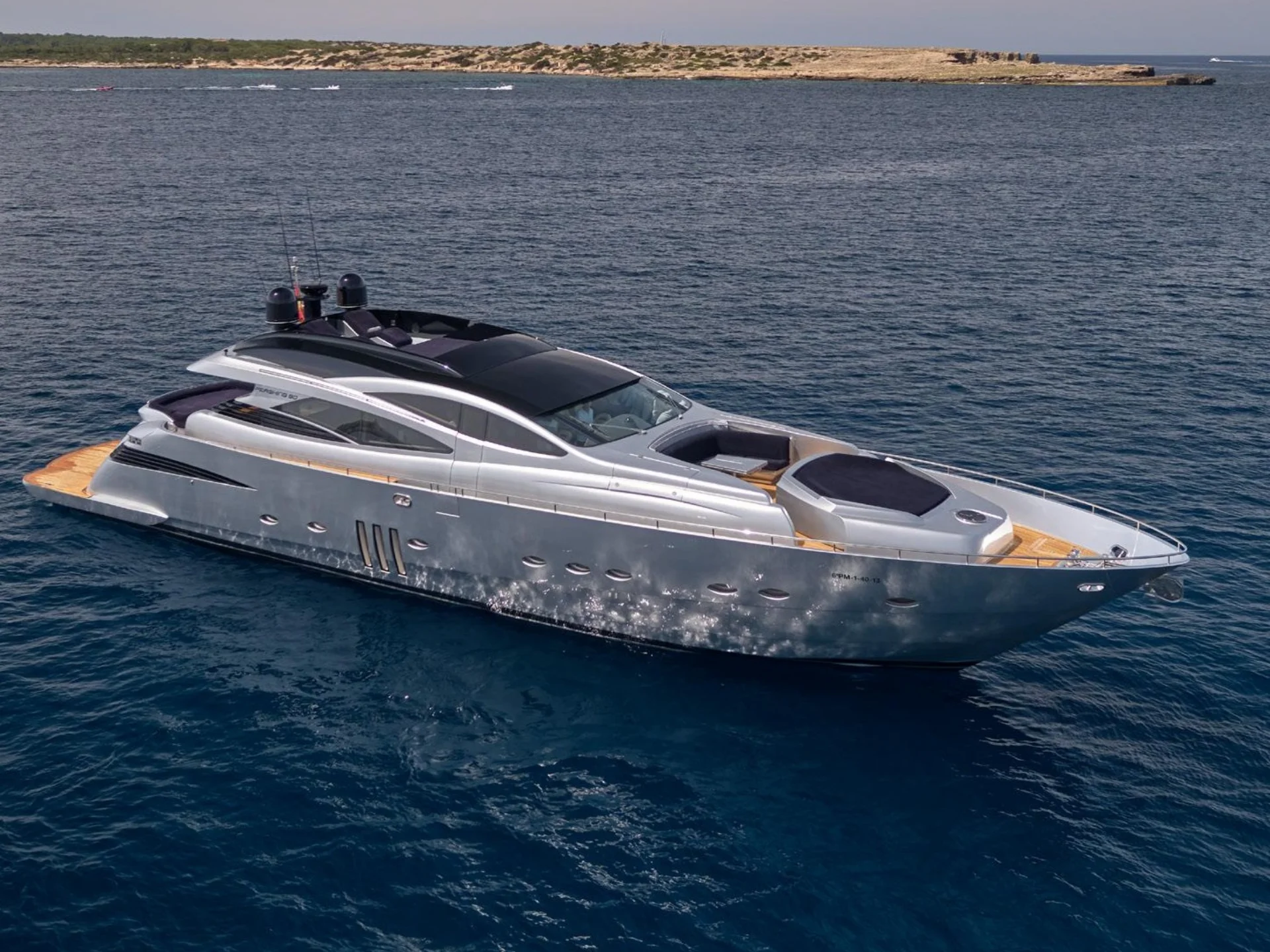 DANZAS | Pershing 90 - Pershing