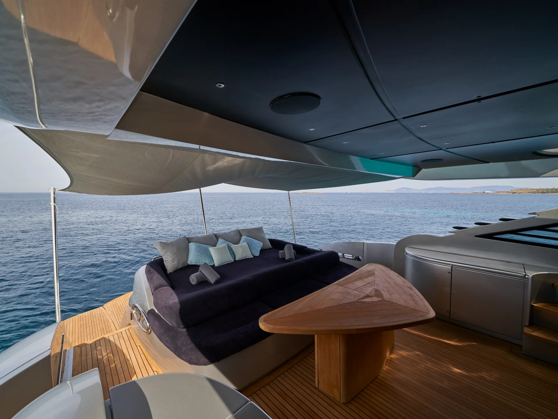 DANZAS | Pershing 90 - Pershing