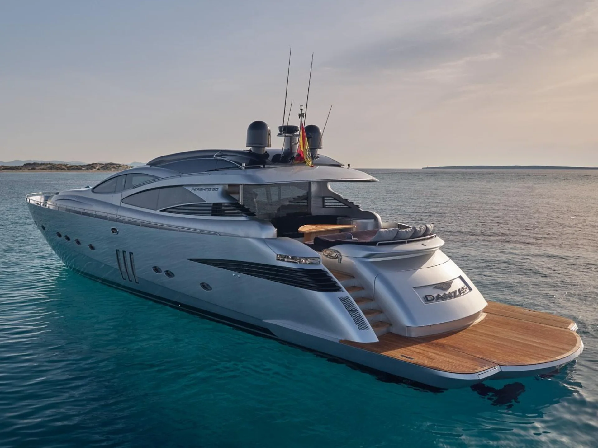 DANZAS | Pershing 90 - Pershing