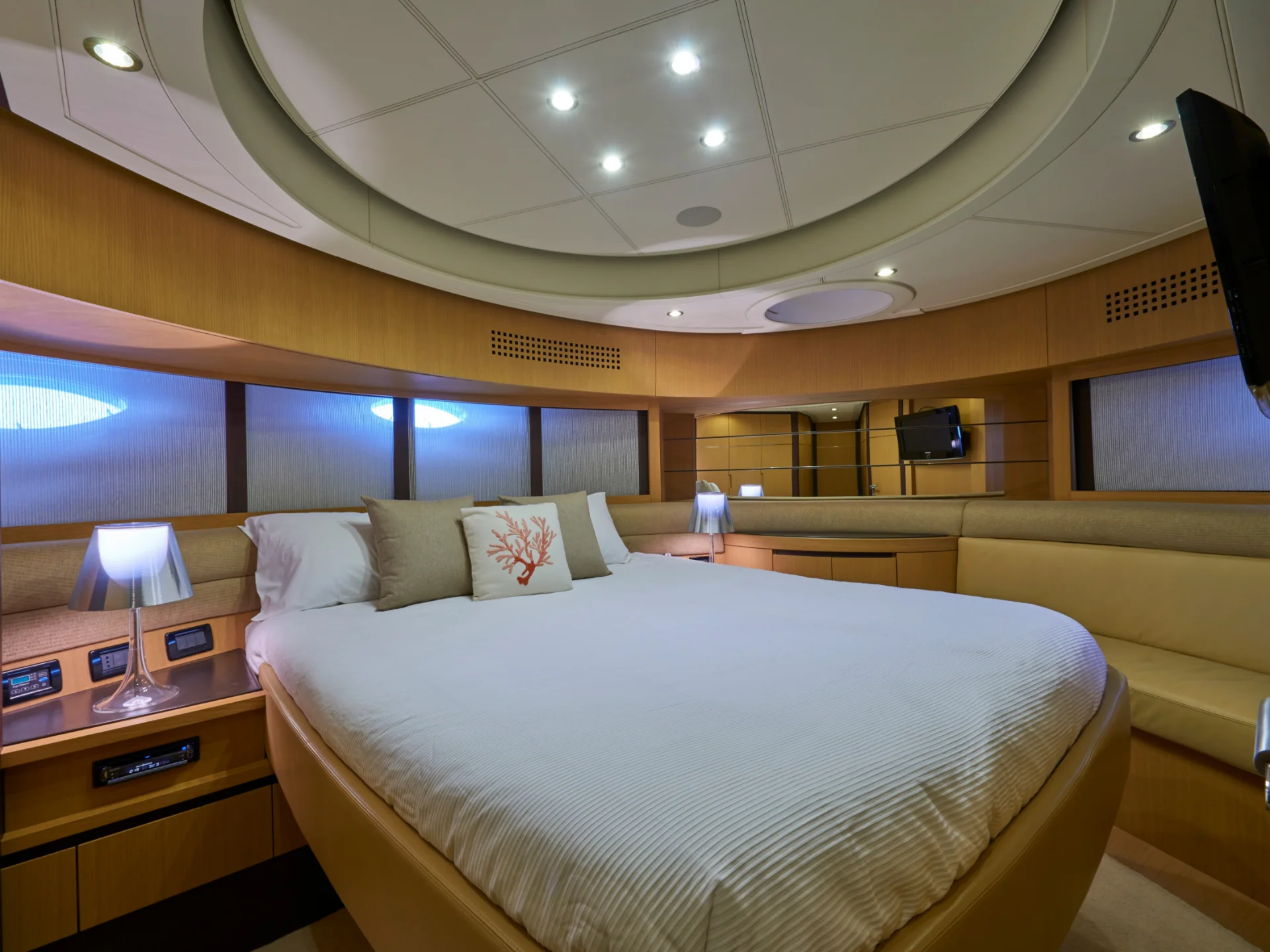 DANZAS | Pershing 90 - Pershing