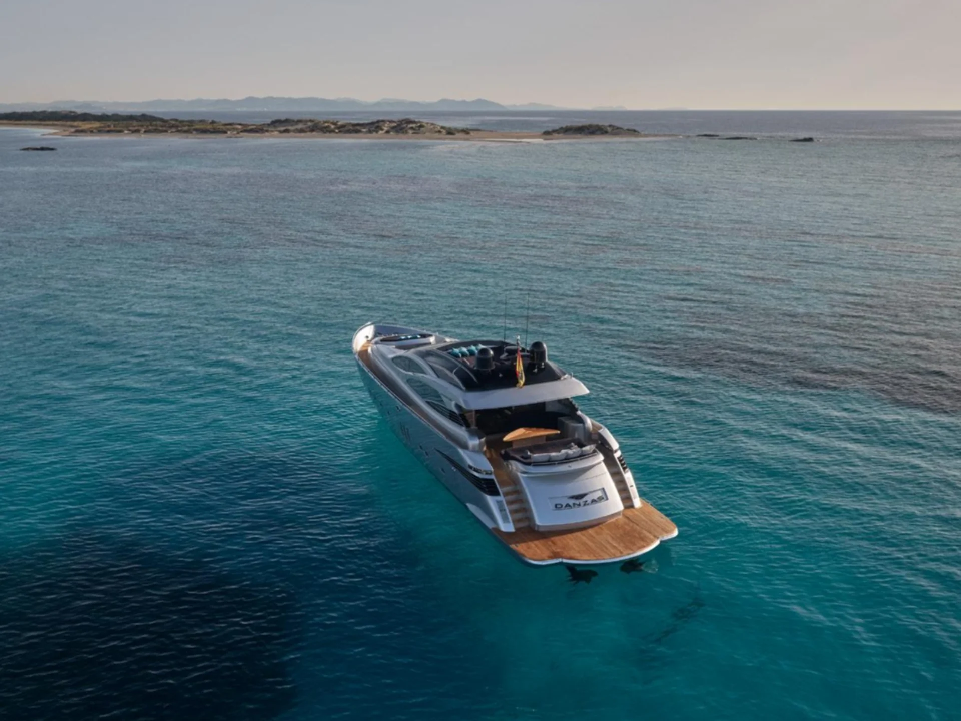 DANZAS | Pershing 90 - Pershing