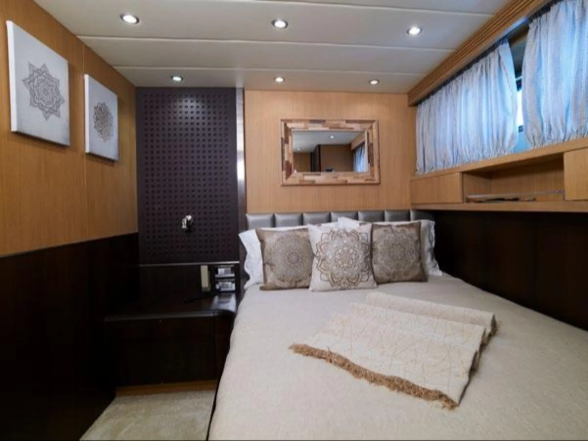 LADY KC | Maiora 99 - Maiora