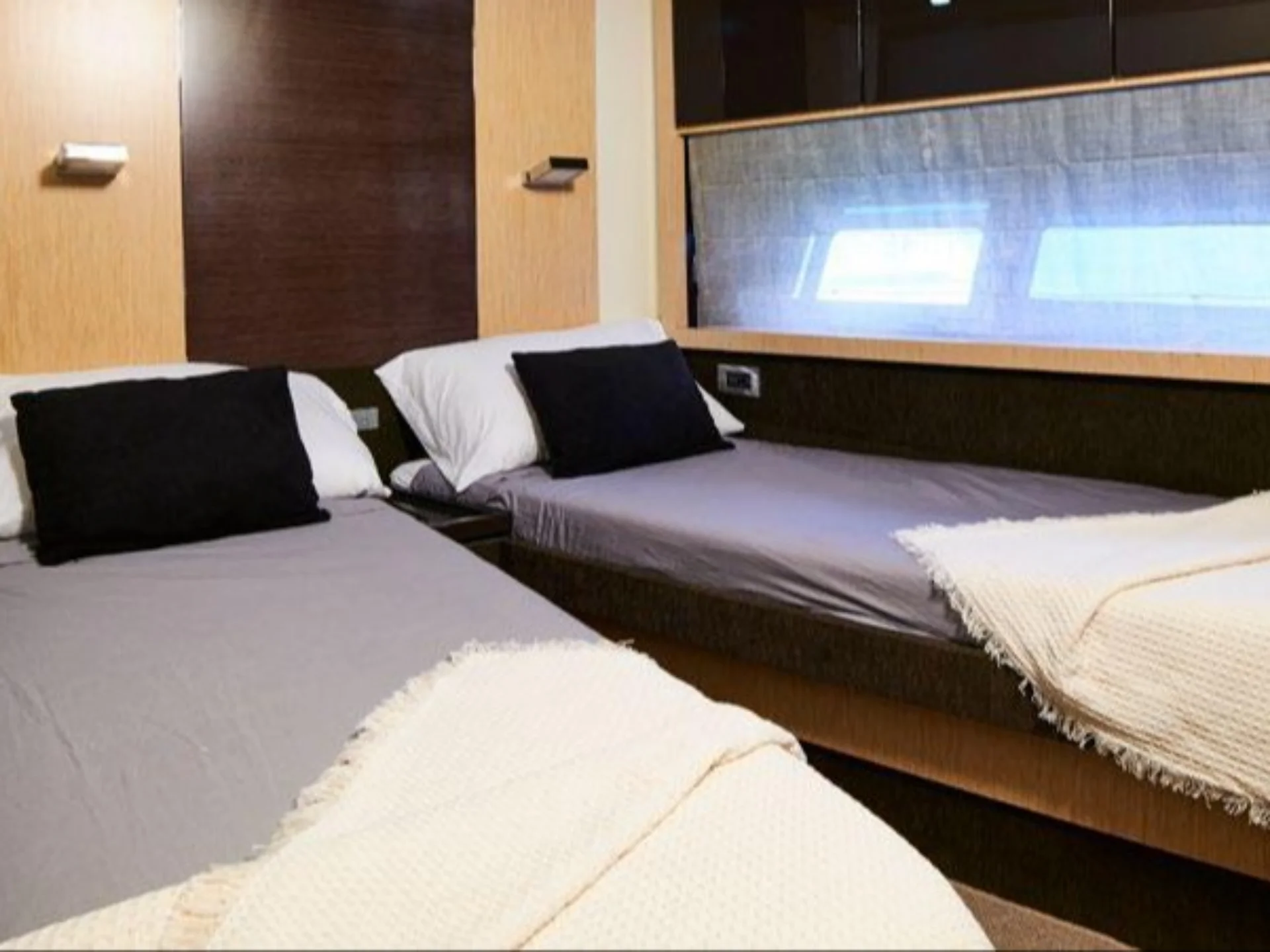 CHILLI | Baia 70 Italia - Baia