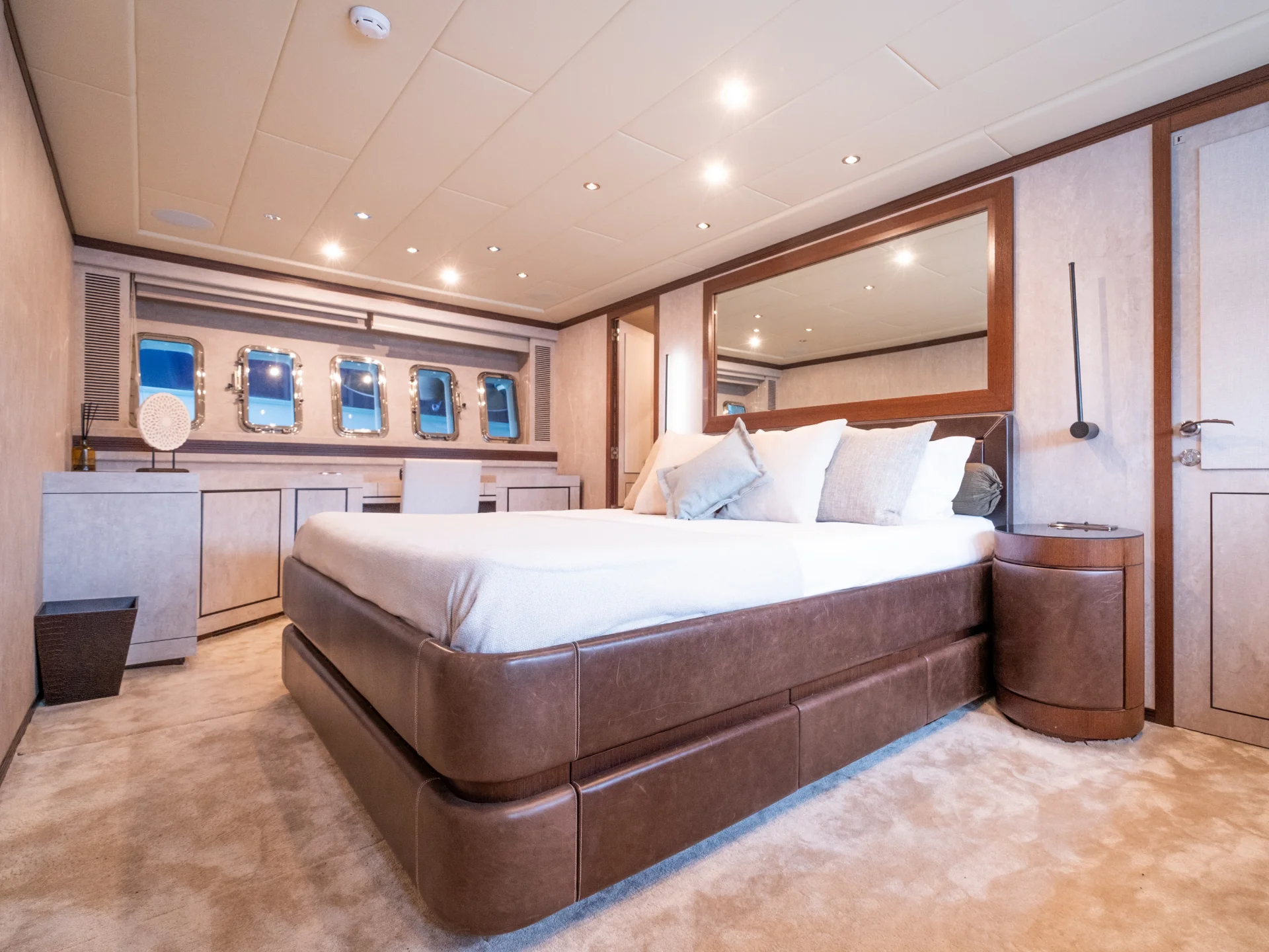 FIVE STARS | Mangusta 92 - Mangusta