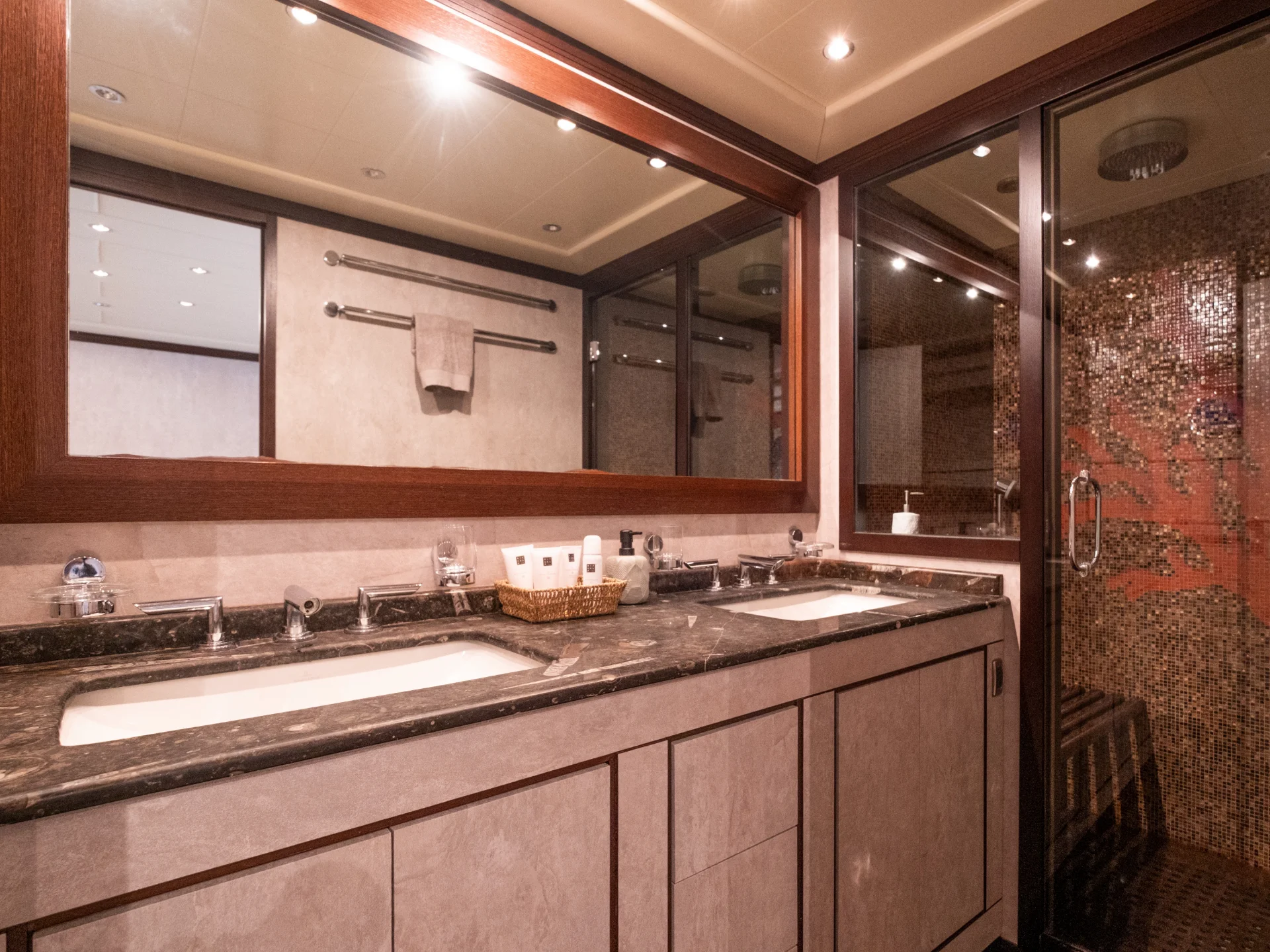 FIVE STARS | Mangusta 92 - Mangusta