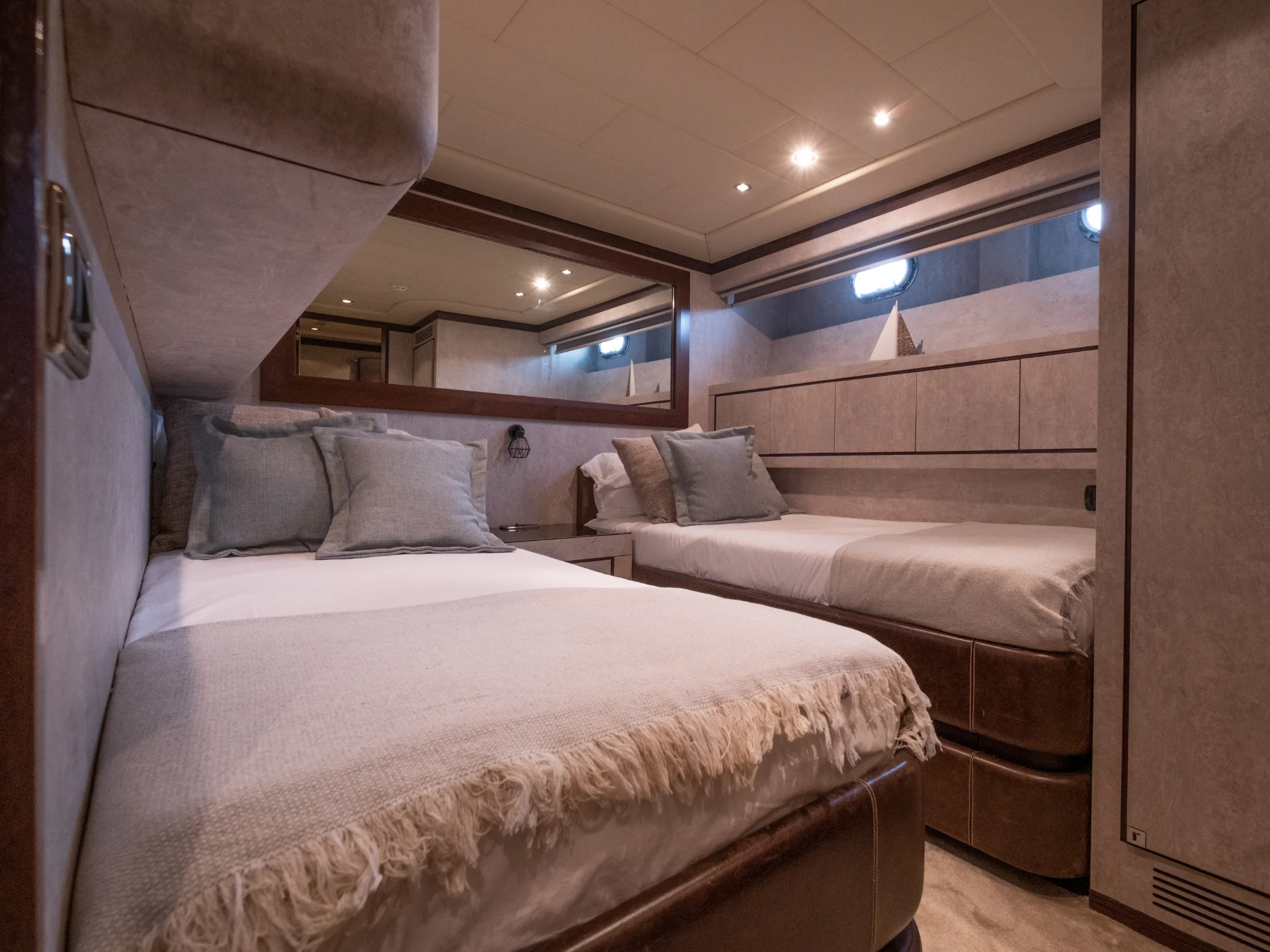 FIVE STARS | Mangusta 92 - Mangusta