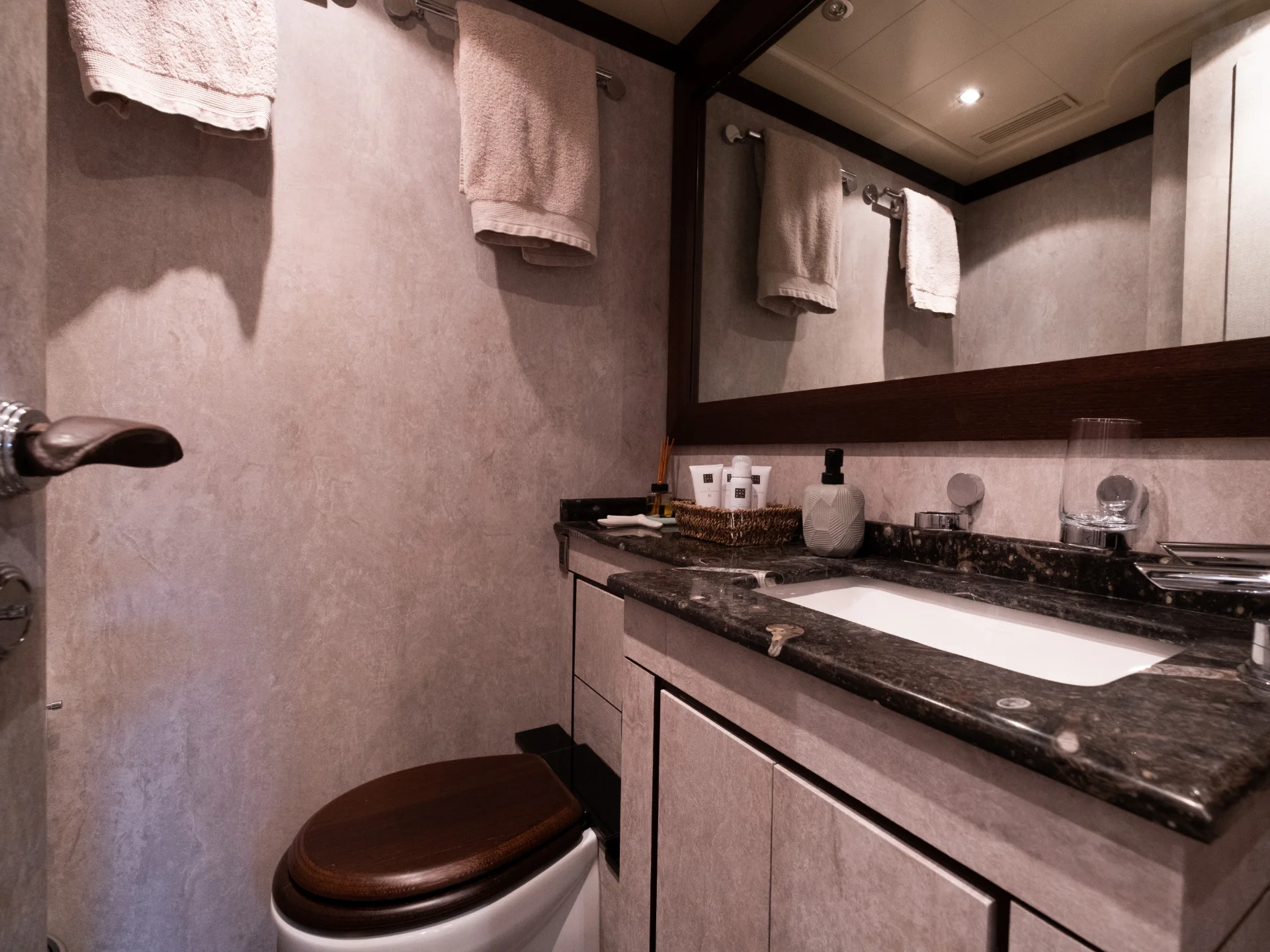 FIVE STARS | Mangusta 92 - Mangusta