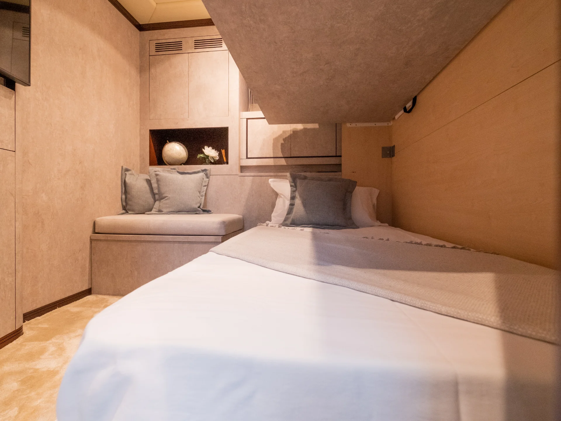 FIVE STARS | Mangusta 92 - Mangusta