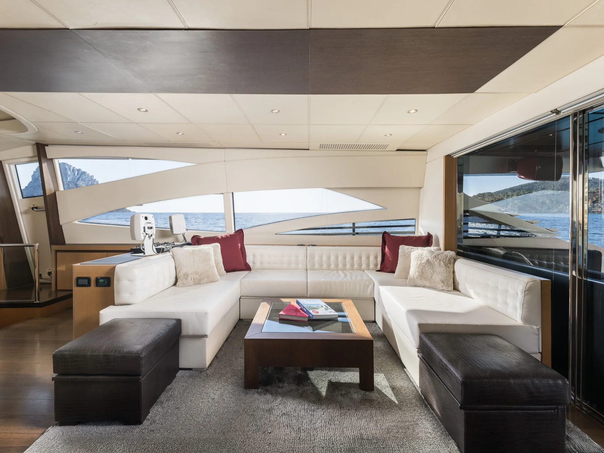 XAMAN | Pershing 90 - Pershing