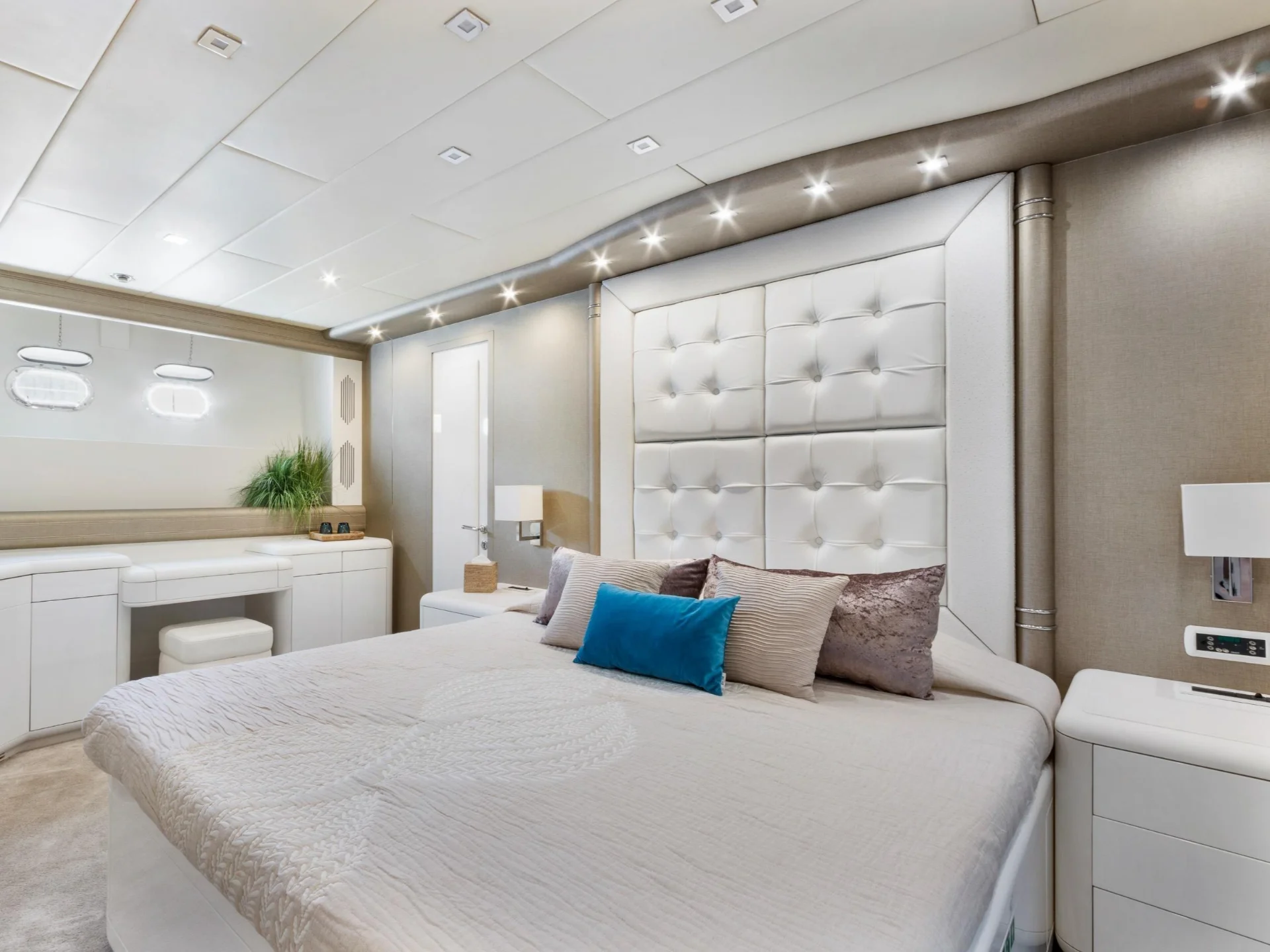 BELISA | Mangusta 108 - Mangusta