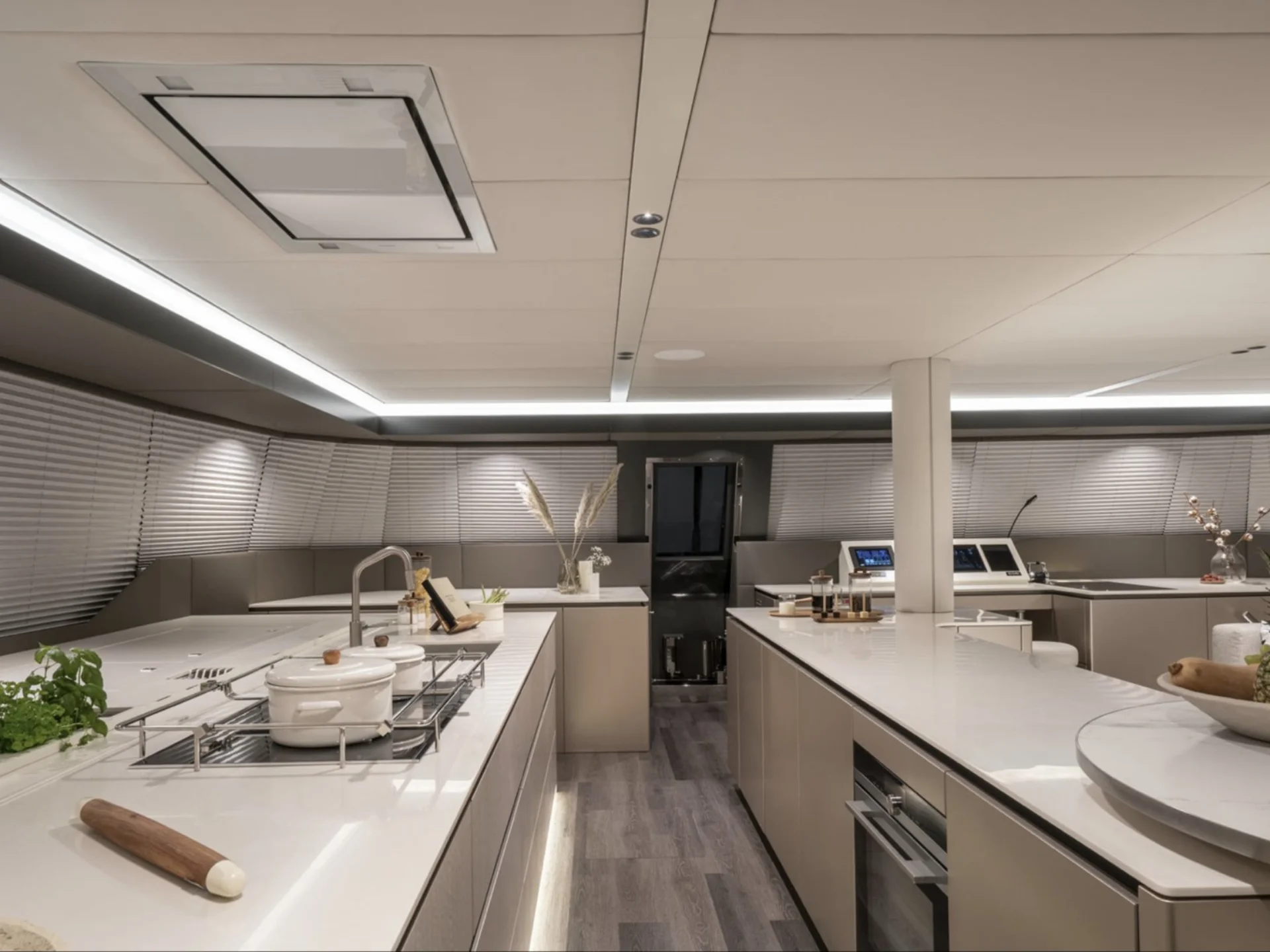 YOLO | Sunreef 70  - Sunreef