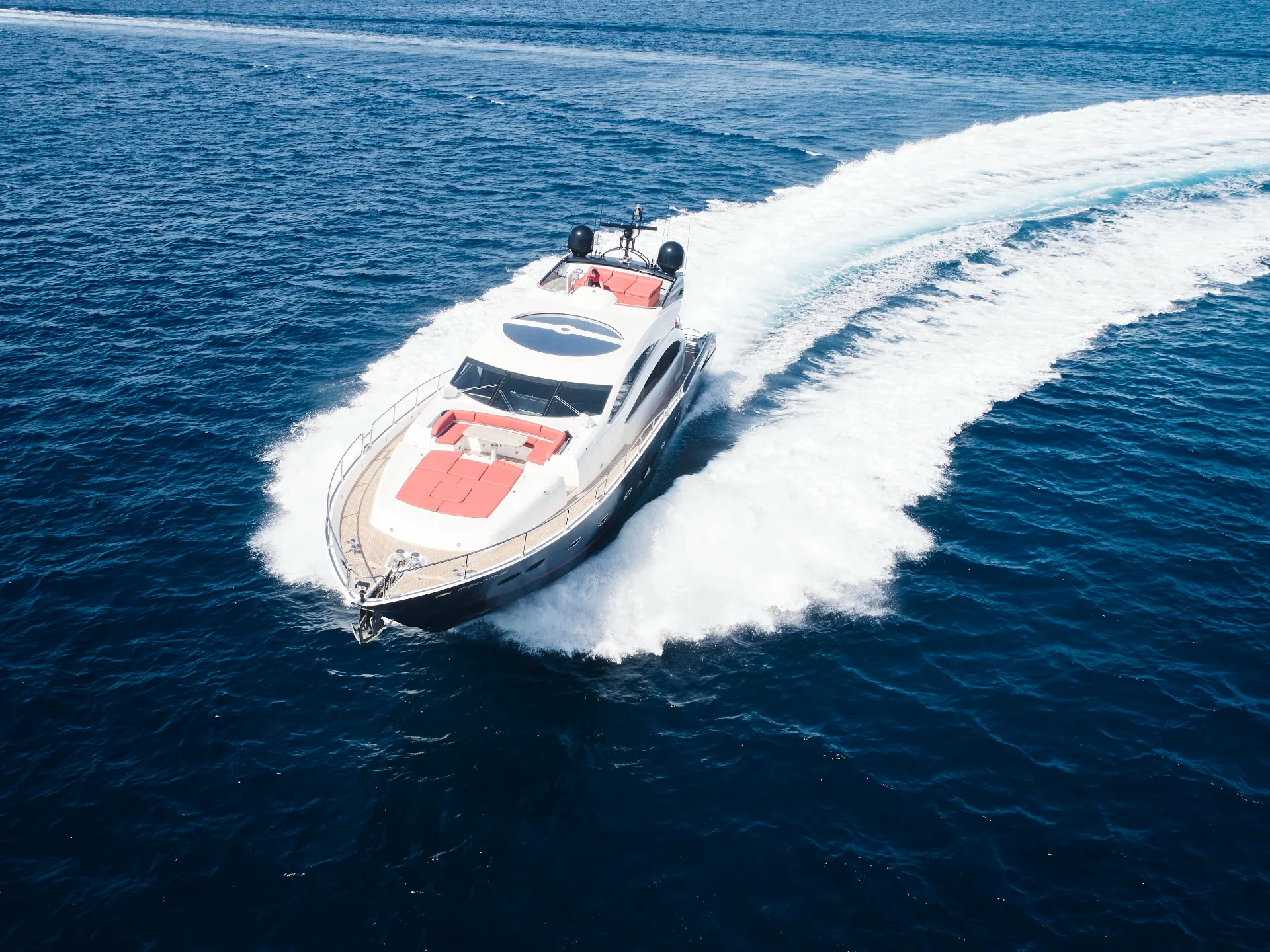 NOVA 92 | Sunseeker Predator 92 - Sunseeker