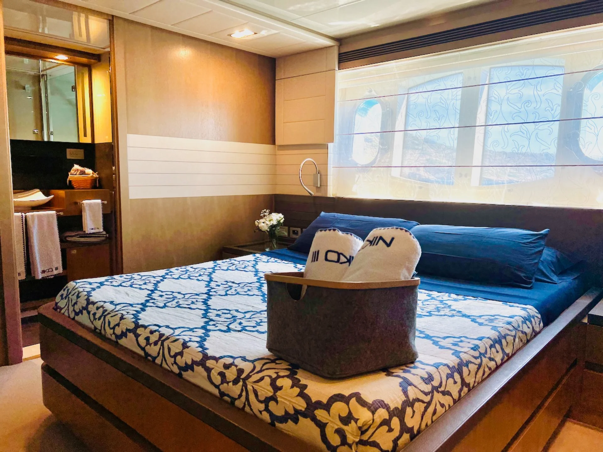 NIKO III | Ferretti Custom Line 100 - Ferretti