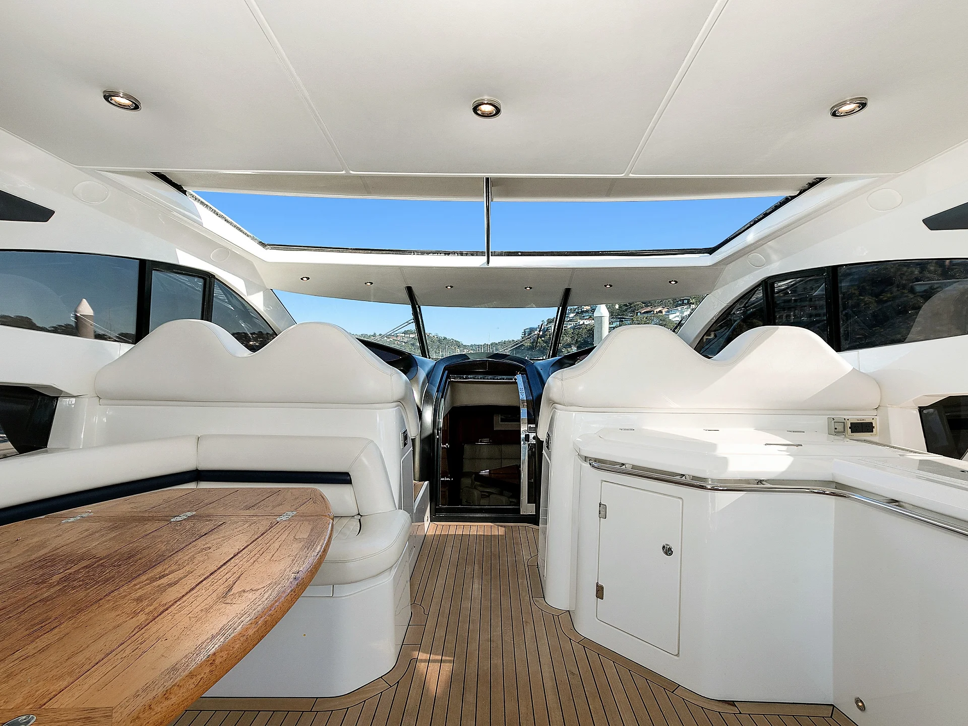 TALAN | Sunseeker Predator 68 - Sunseeker