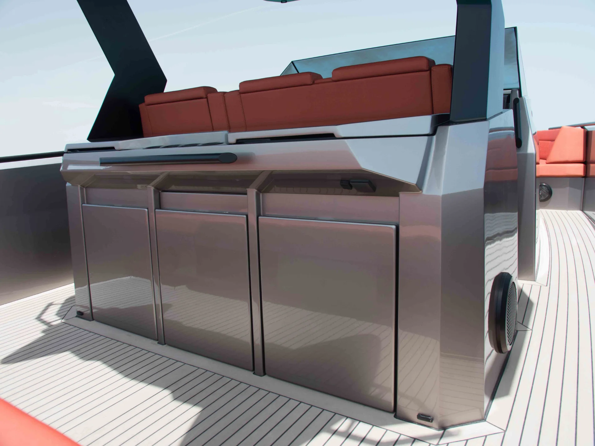 CAJA TRES | Vanquish VQ40 - Vanquish