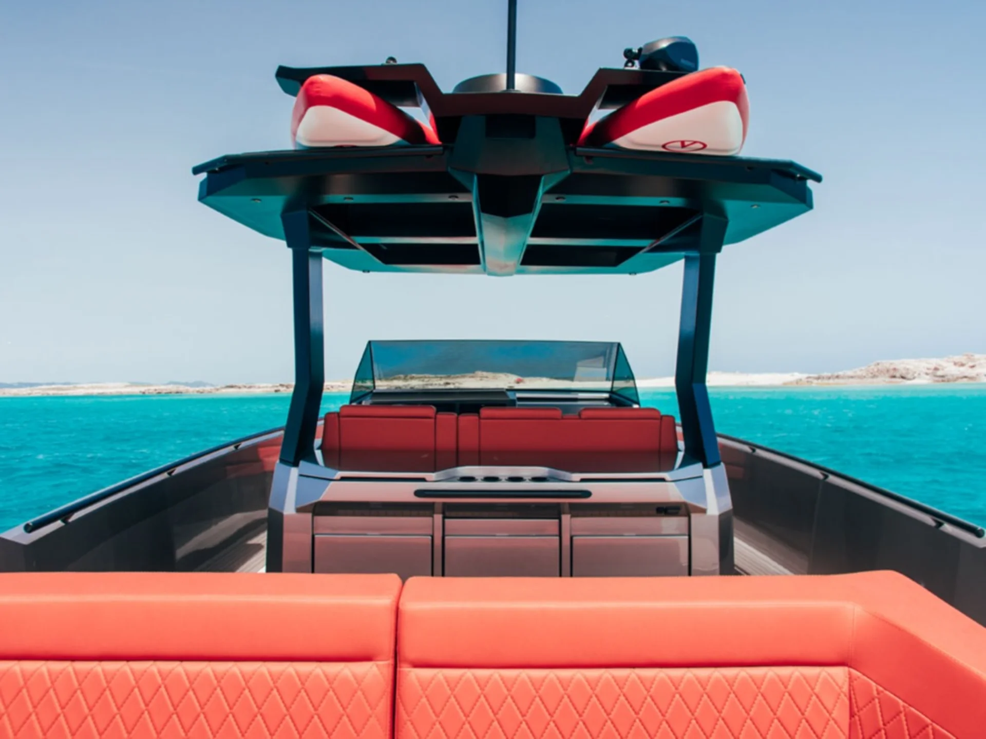 CAJA TRES | Vanquish VQ40 - Vanquish