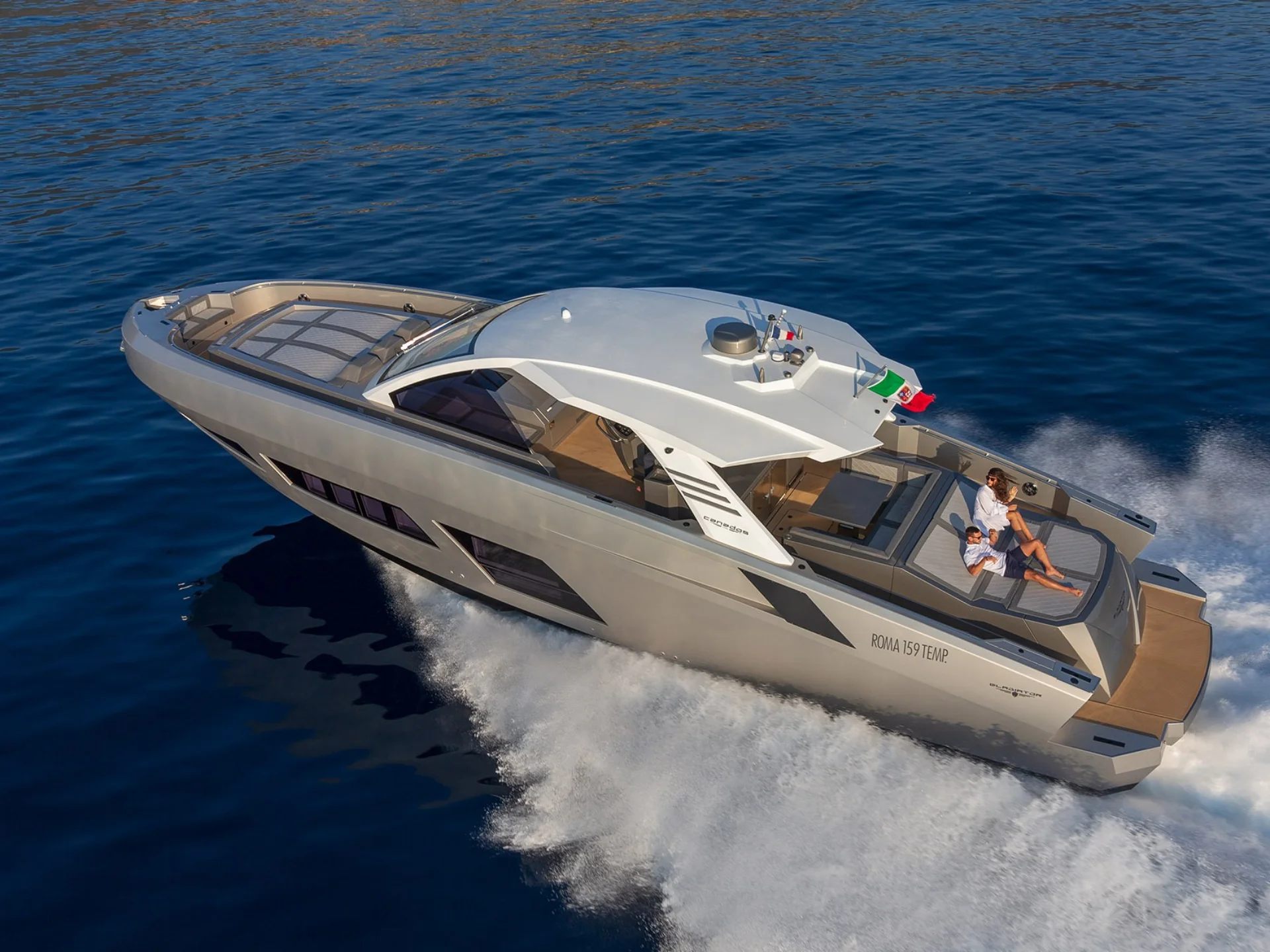 NEXT | Canados Gladiator 631 - Canados