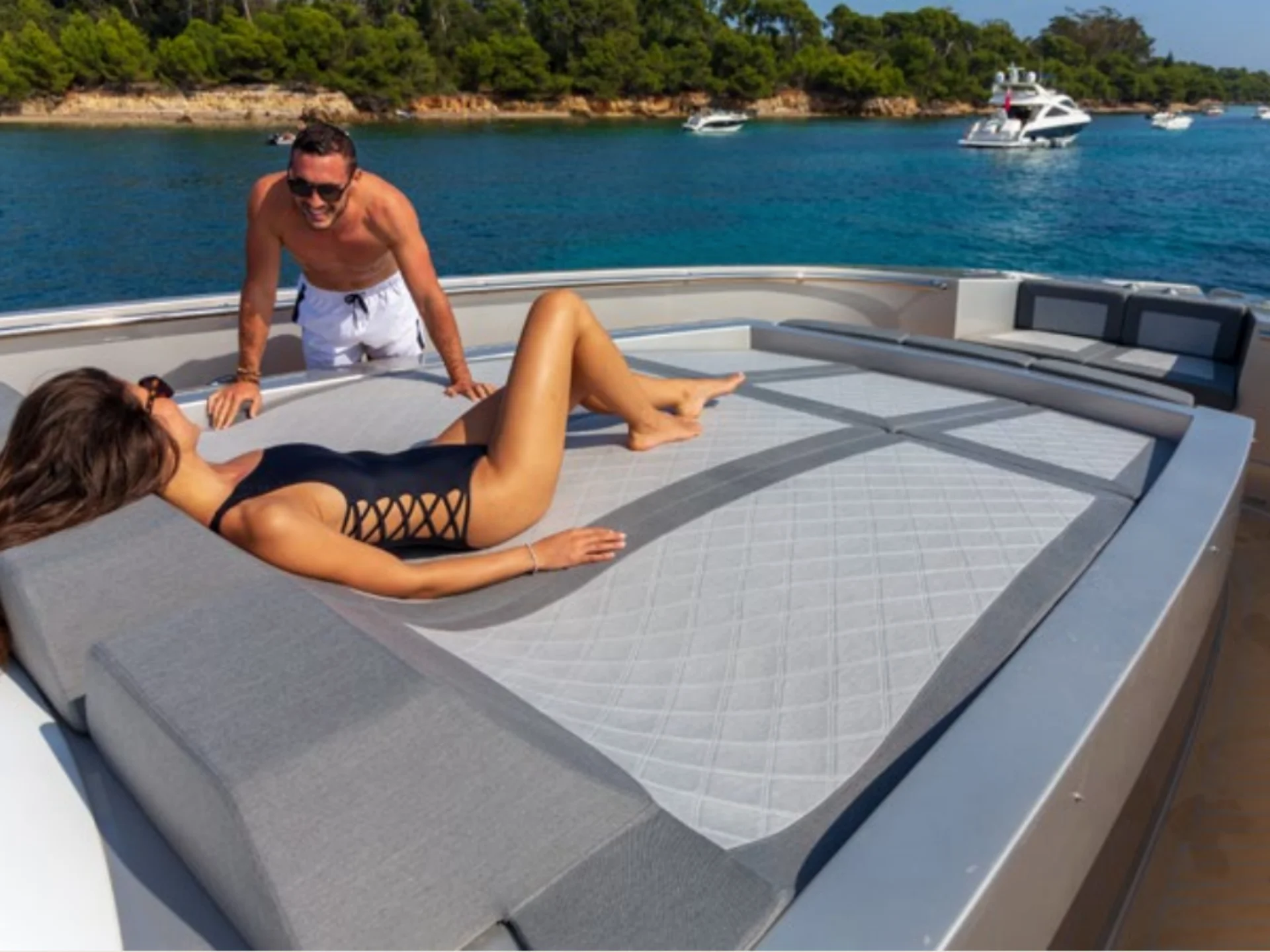 NEXT | Canados Gladiator 631 - Canados