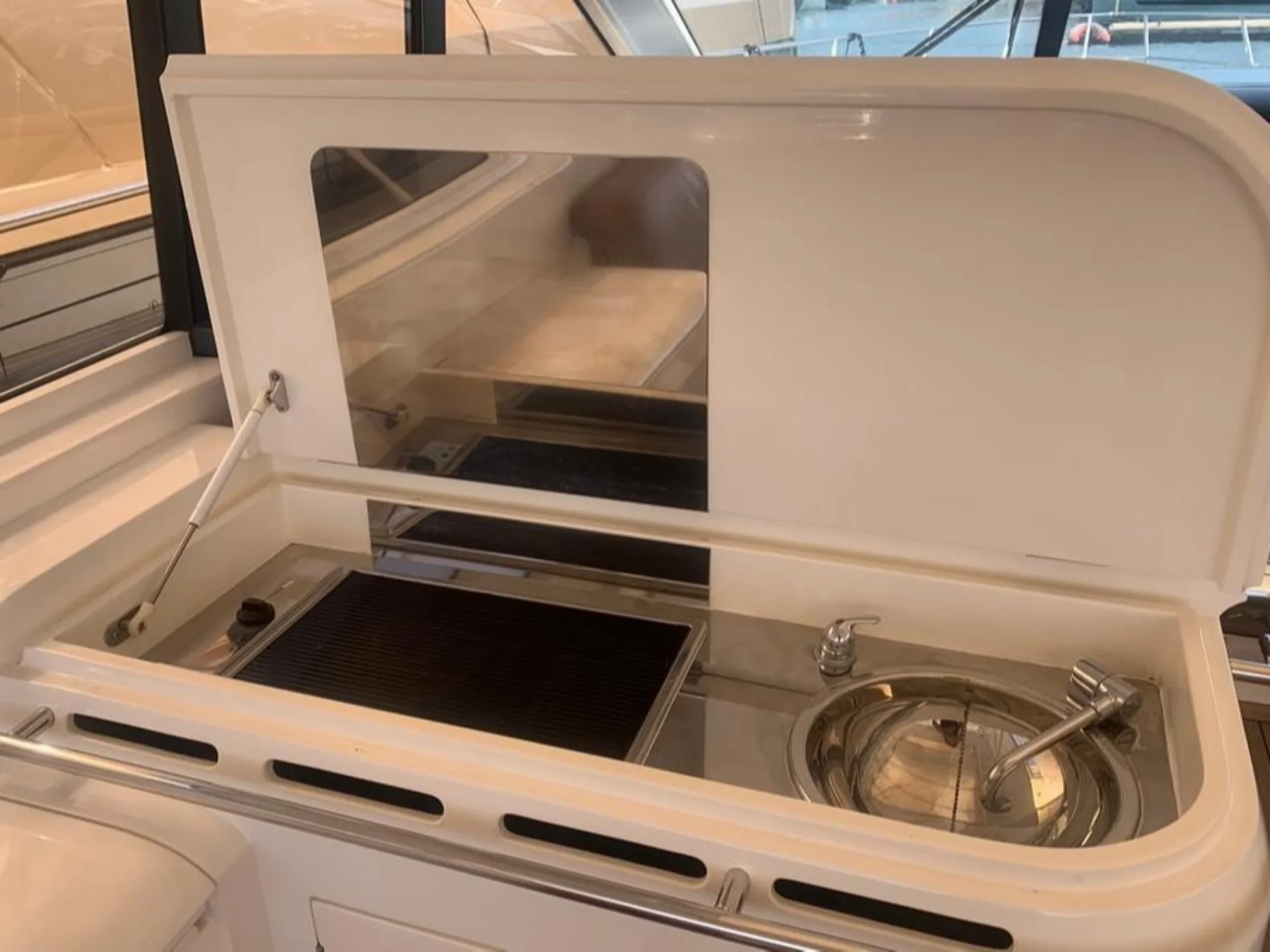 FREEDOM | Princess V65 - Princess