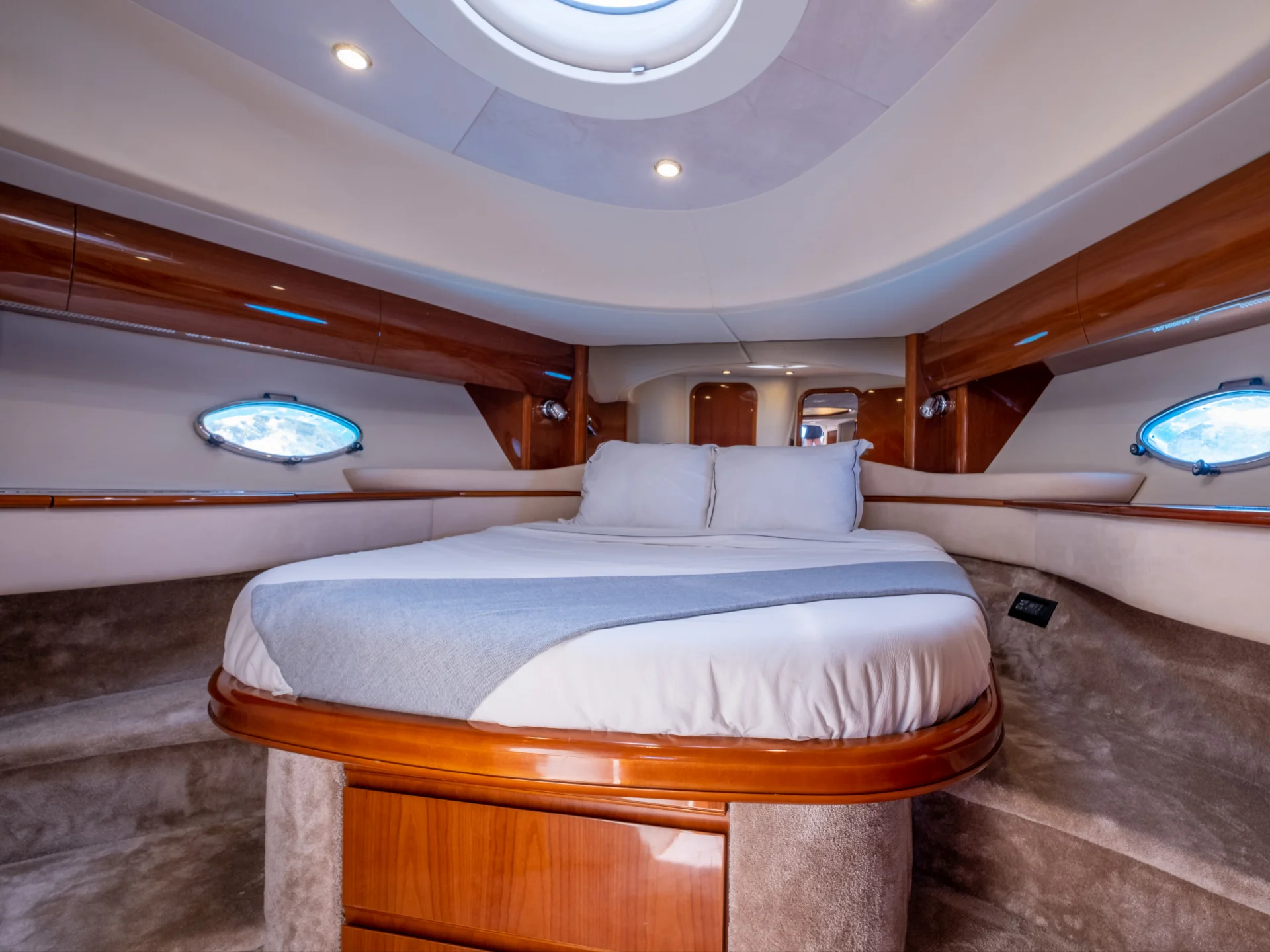 FREEDOM | Princess V65 - Princess