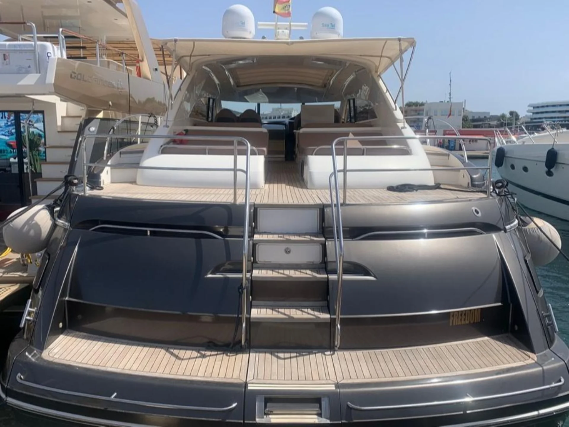 FREEDOM | Princess V65 - Princess