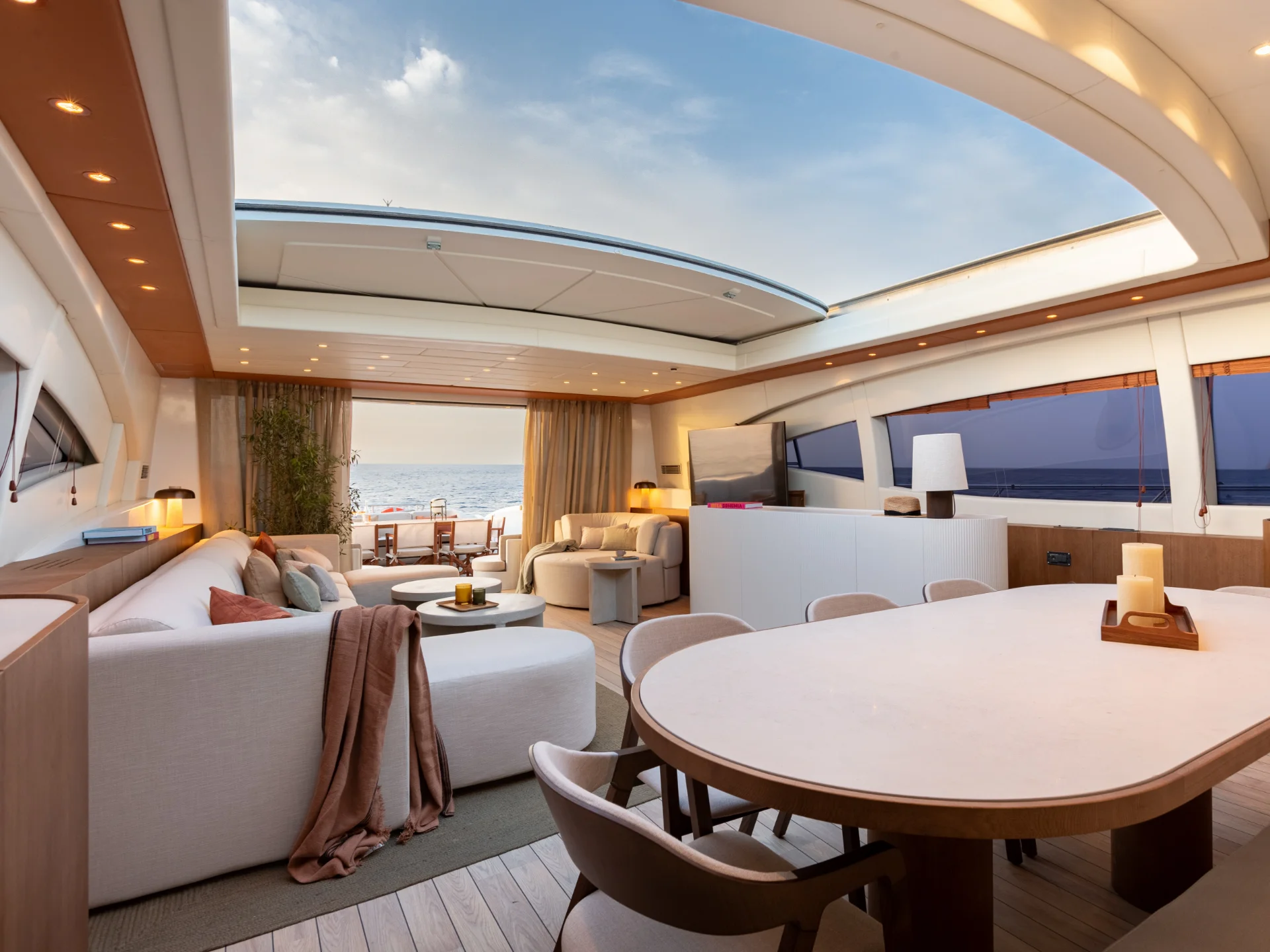 NOMAD | Mangusta 108 - Mangusta