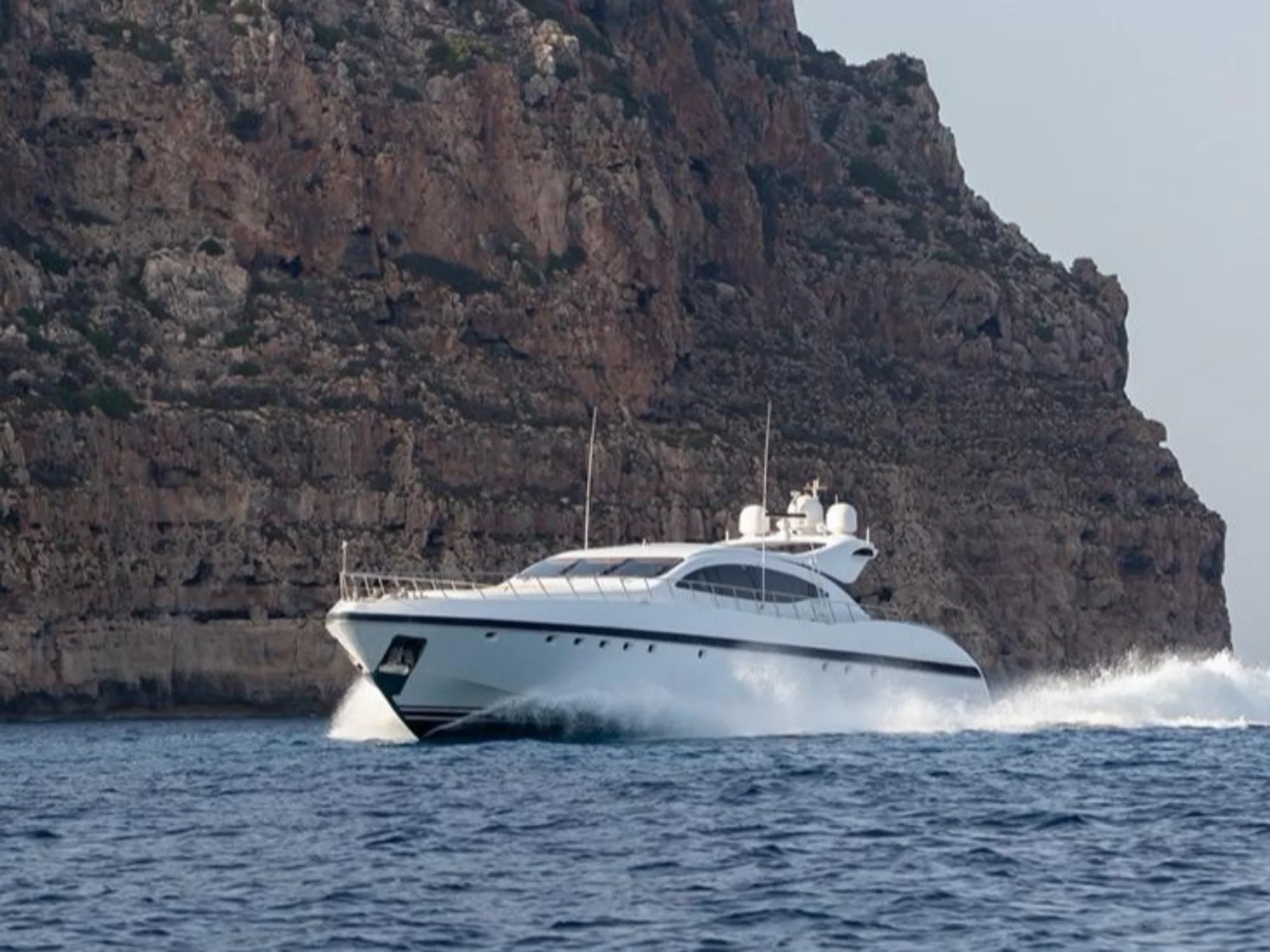 NOMAD | Mangusta 108 - Mangusta