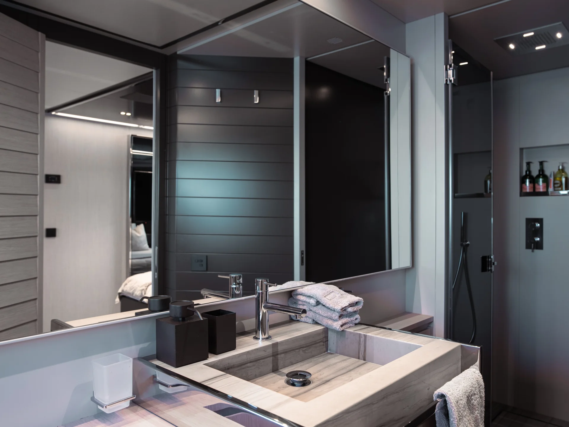 ELLA | Riva Argo 90 - Riva