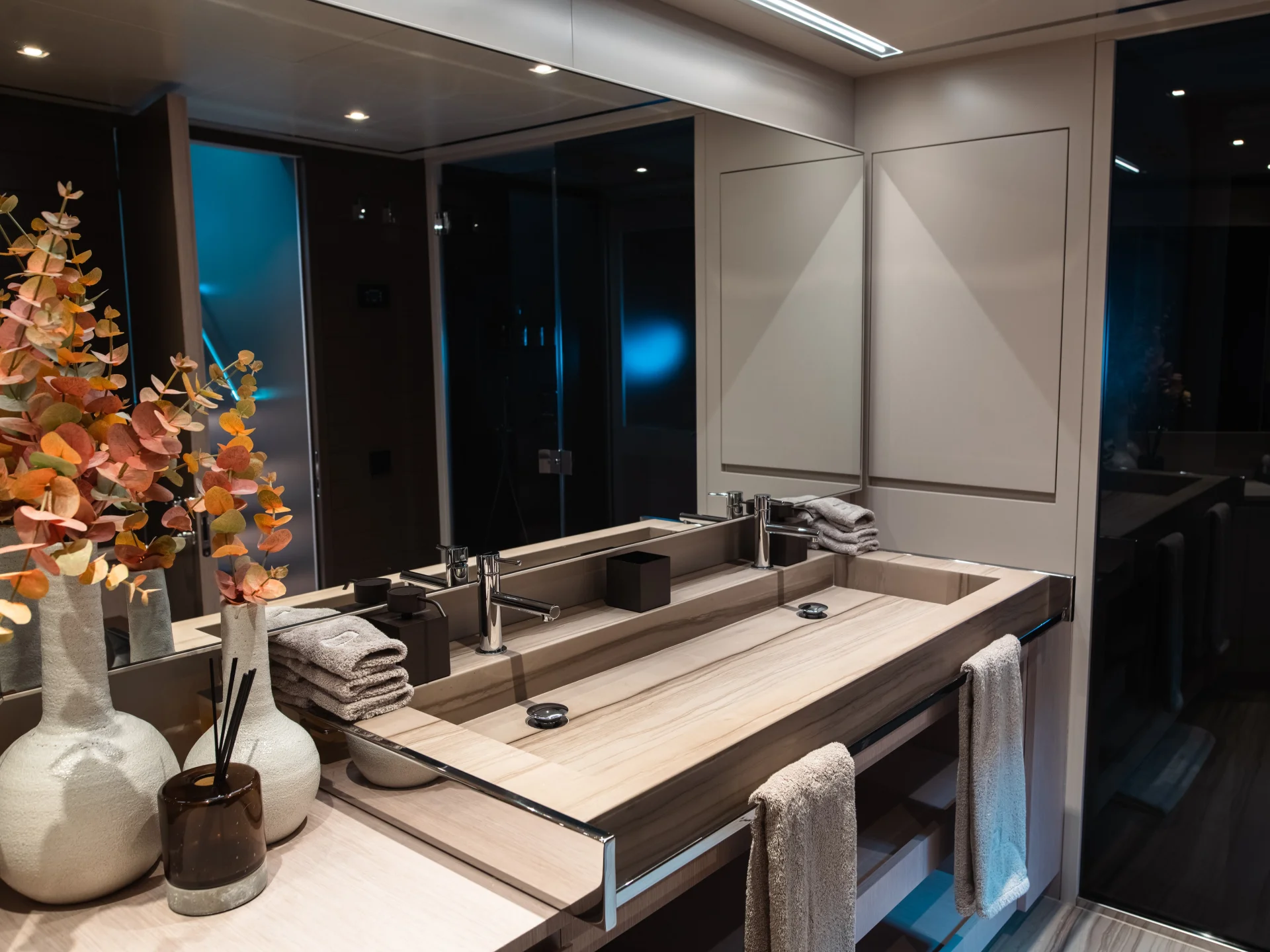 ELLA | Riva Argo 90 - Riva