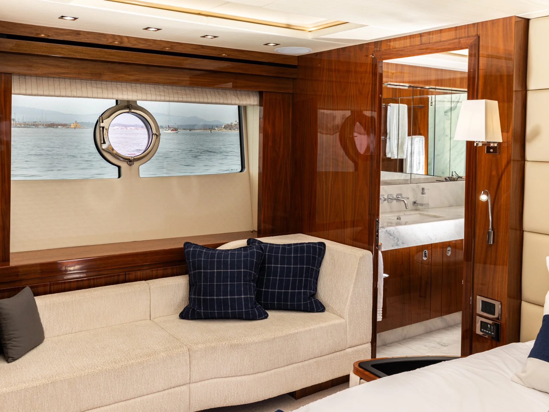 STARDUST OF MARY | Sunseeker 86 - Sunseeker