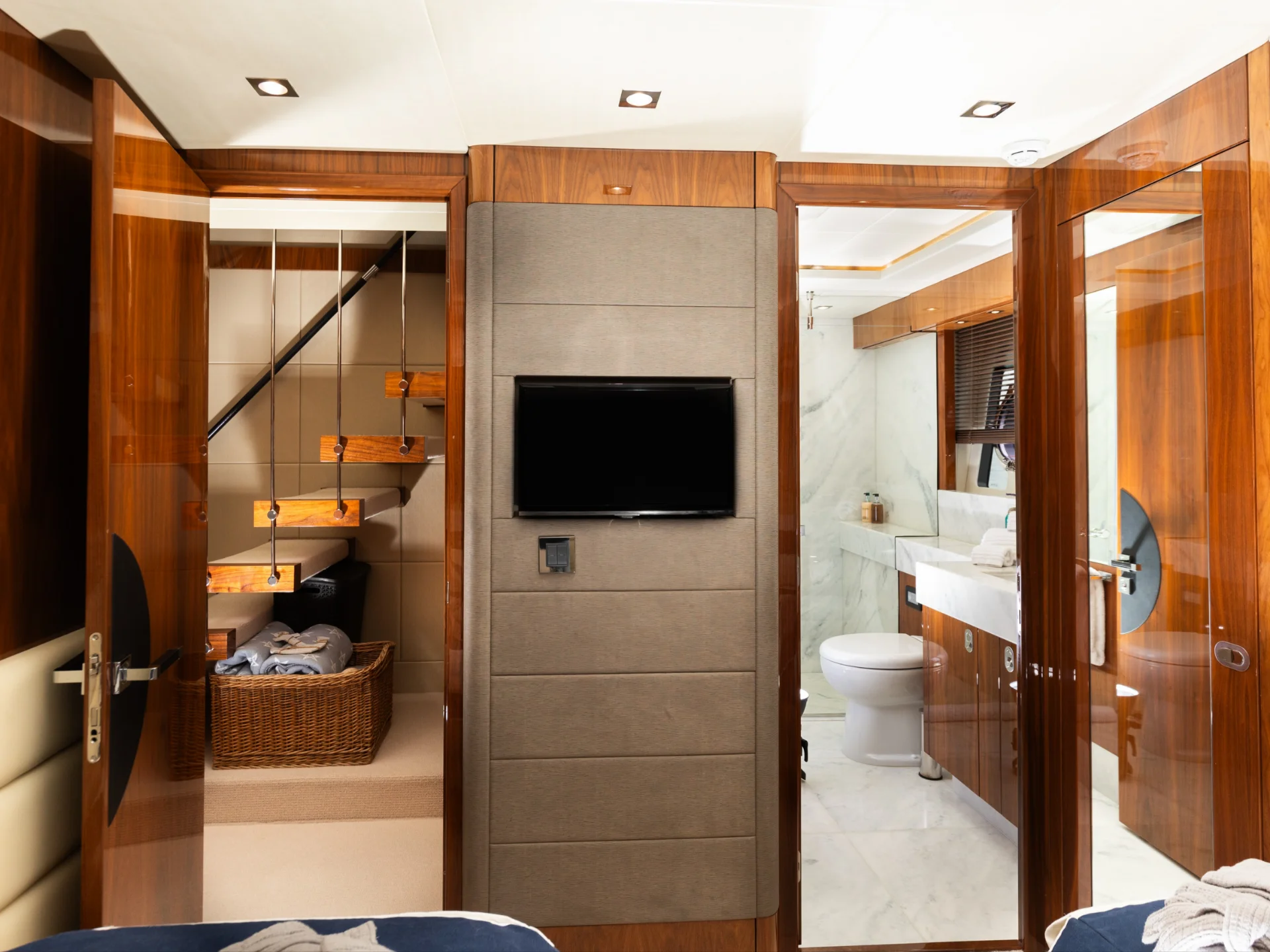 STARDUST OF MARY | Sunseeker 86 - Sunseeker