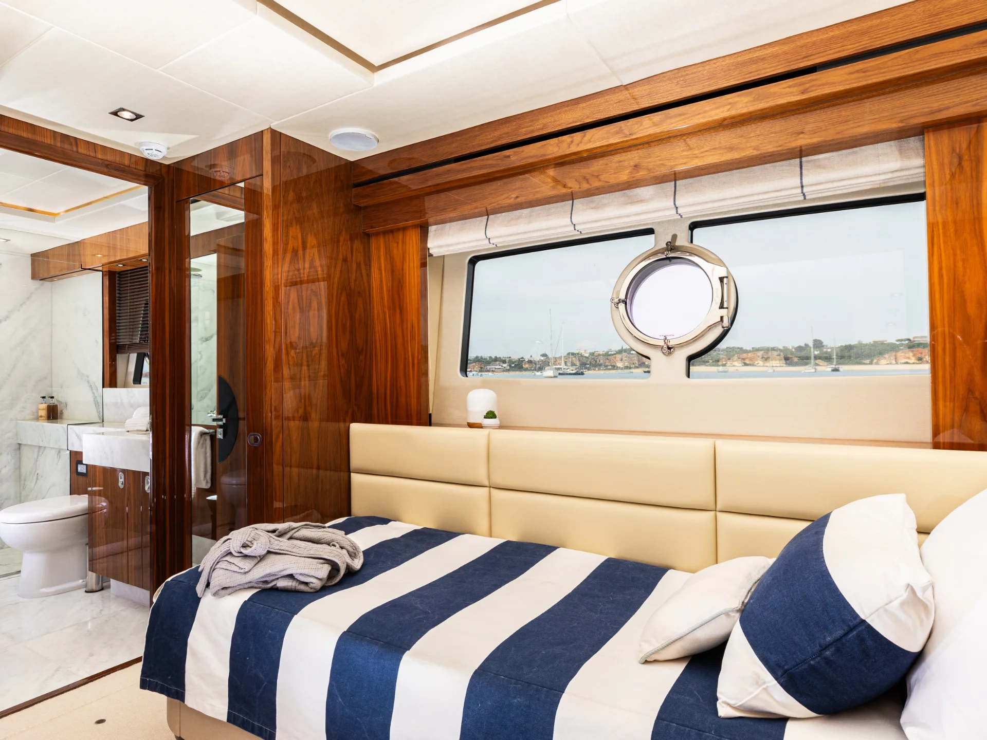 STARDUST OF MARY | Sunseeker 86 - Sunseeker
