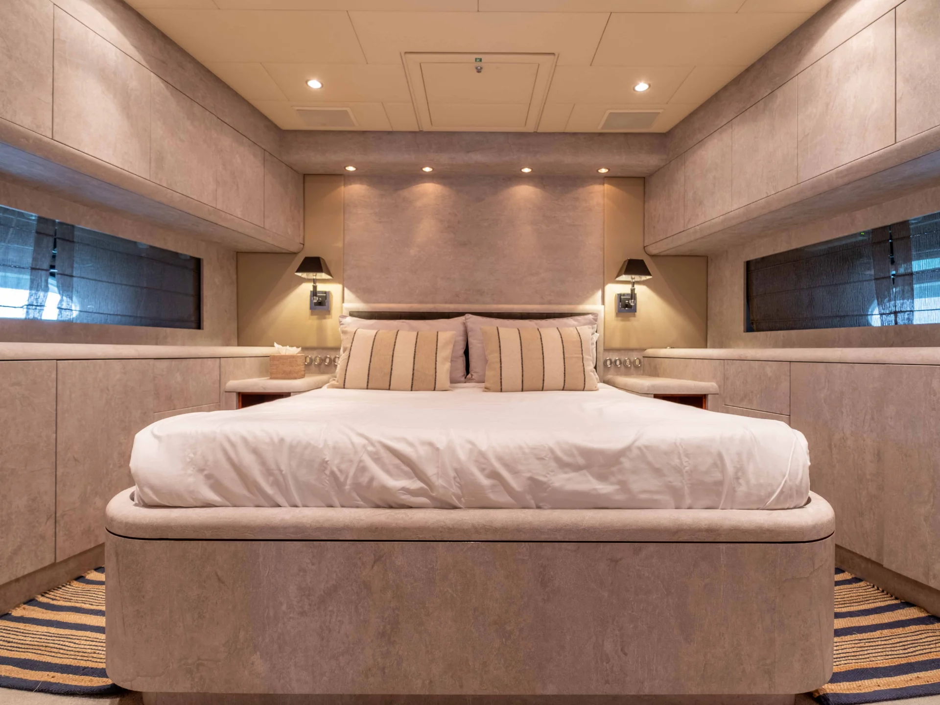 DARK KNIGHT | Leopard 102 - Leopard