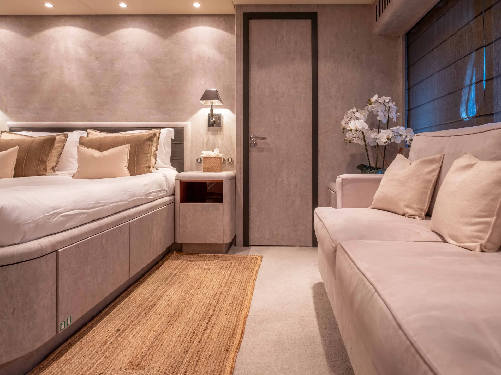 DARK KNIGHT | Leopard 102 - Leopard