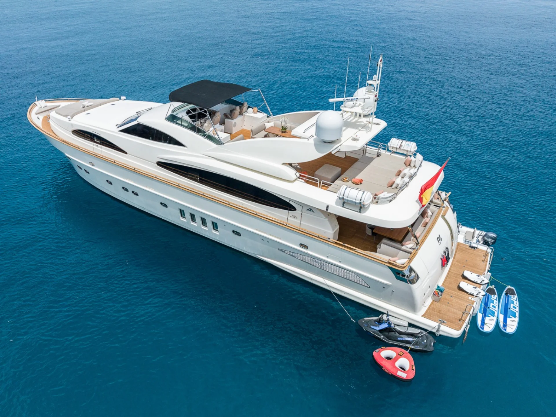 B4 | Astondoa 102 GLX