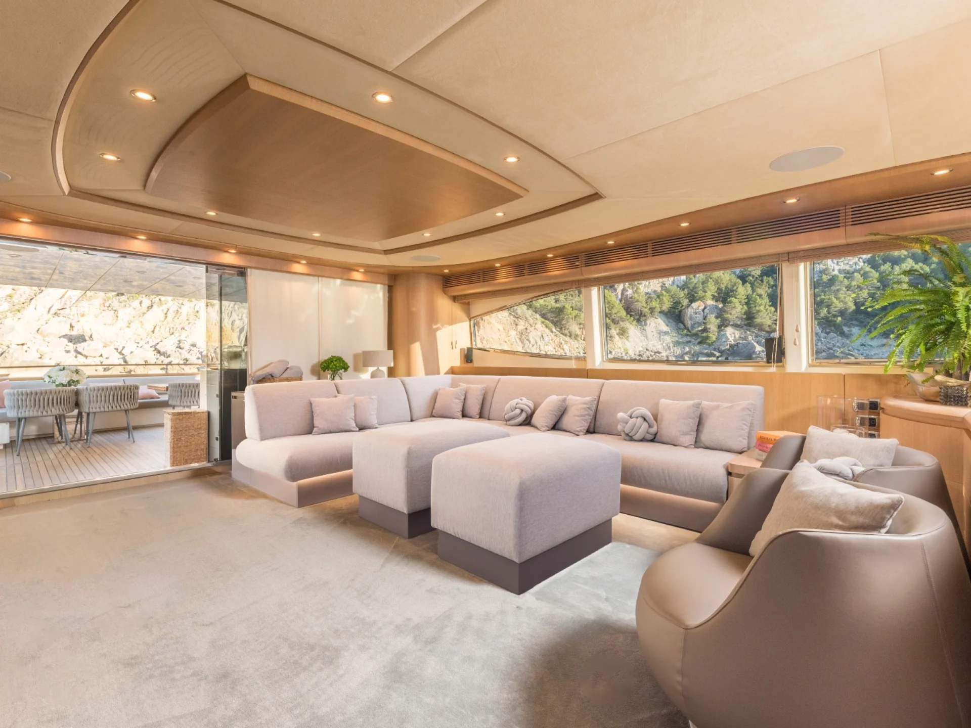 B4 | Astondoa 102 GLX - Astondoa