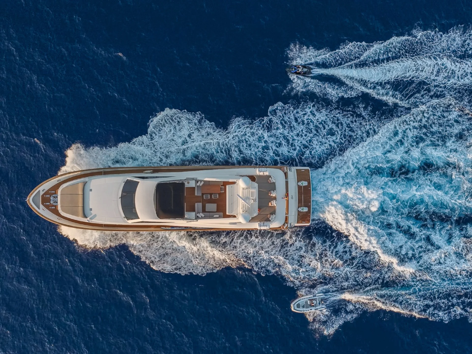 B4 | Astondoa 102 GLX - Astondoa